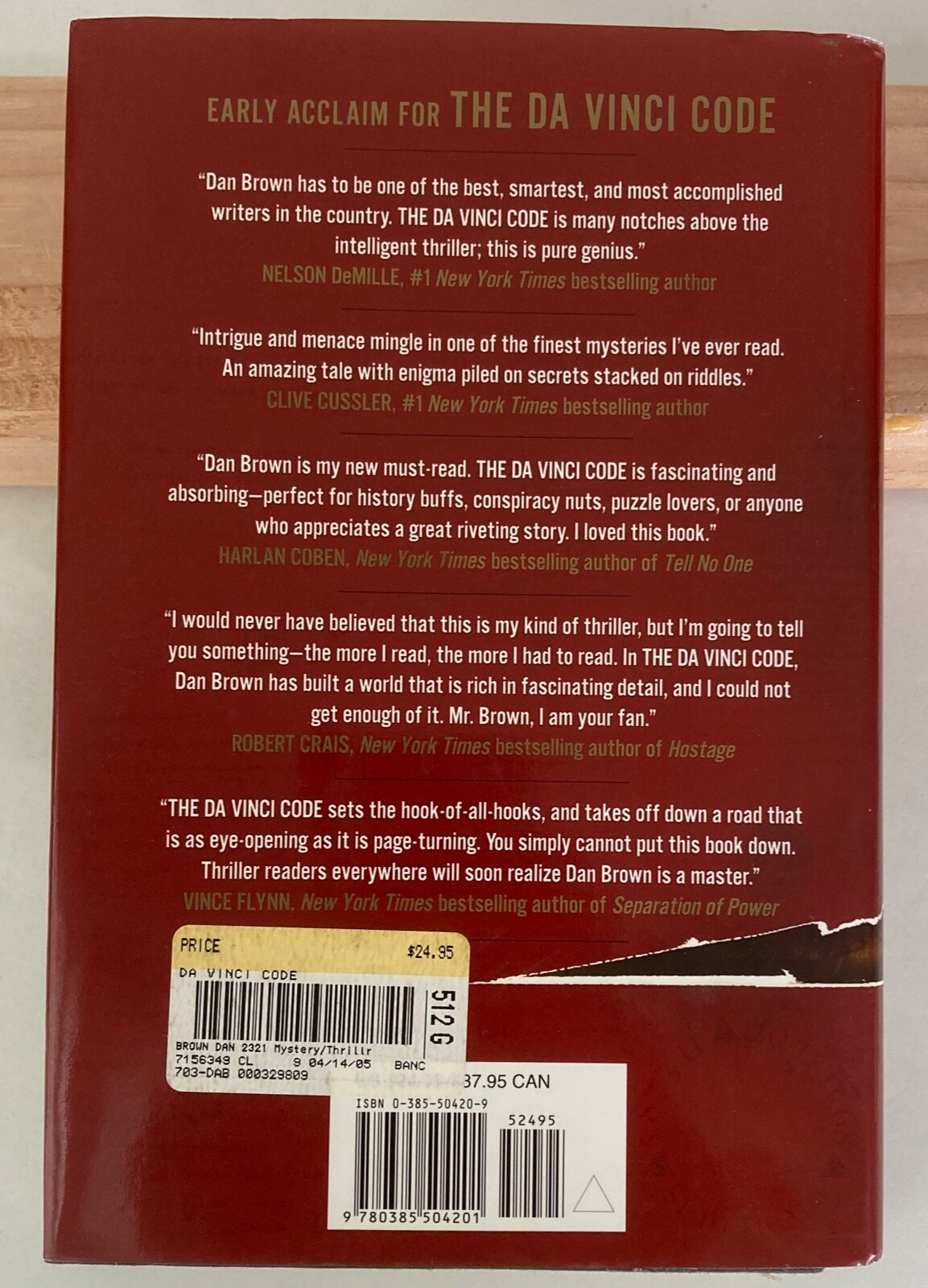 The Da Vinci Code by Dan Brown, Good Condition, 146 pages.