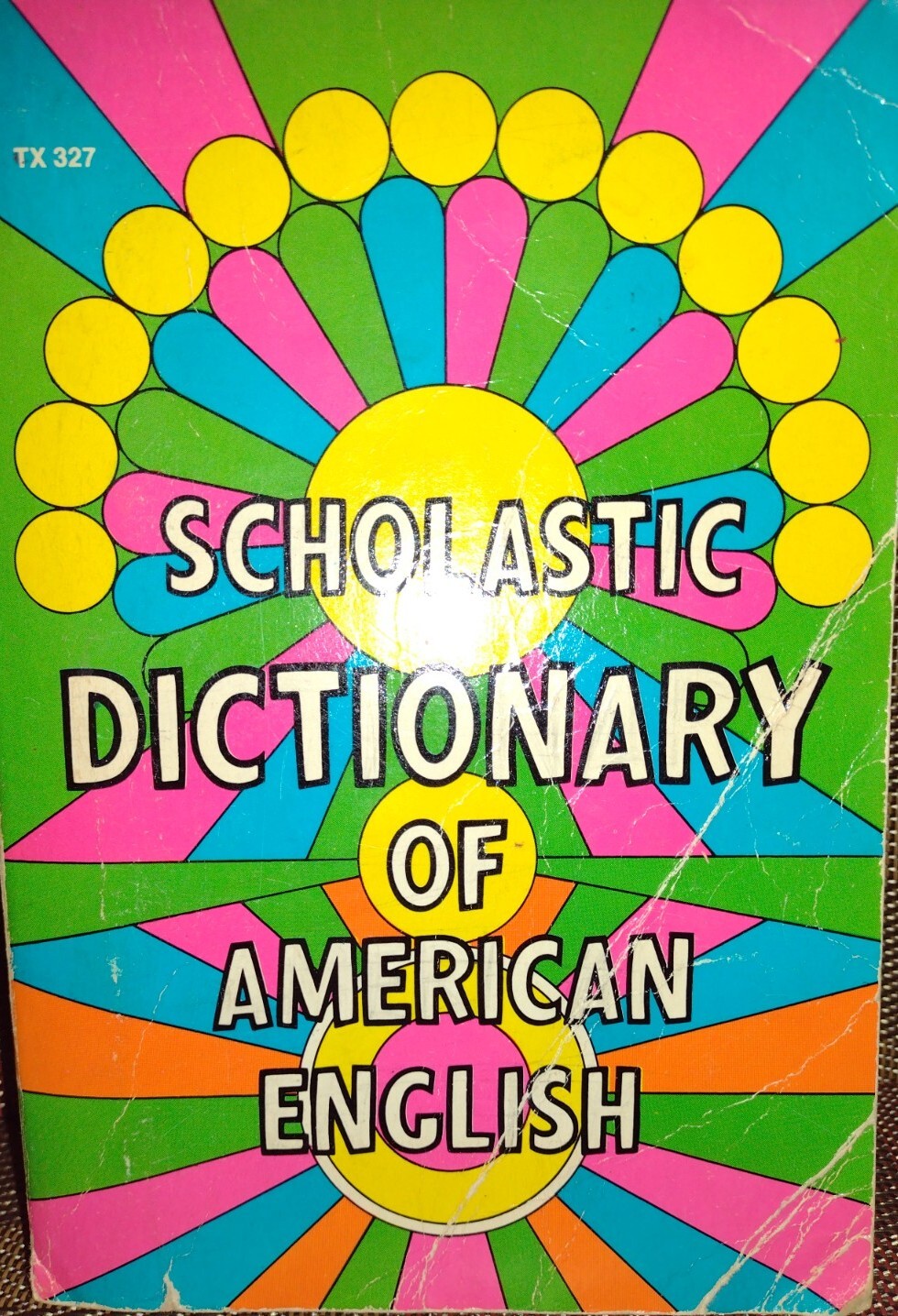 VINTAGE SCHOLASTIC DICTIONARY OF AMERICAN ENGLISH 1970’s PAPERBACK 864 PAGES