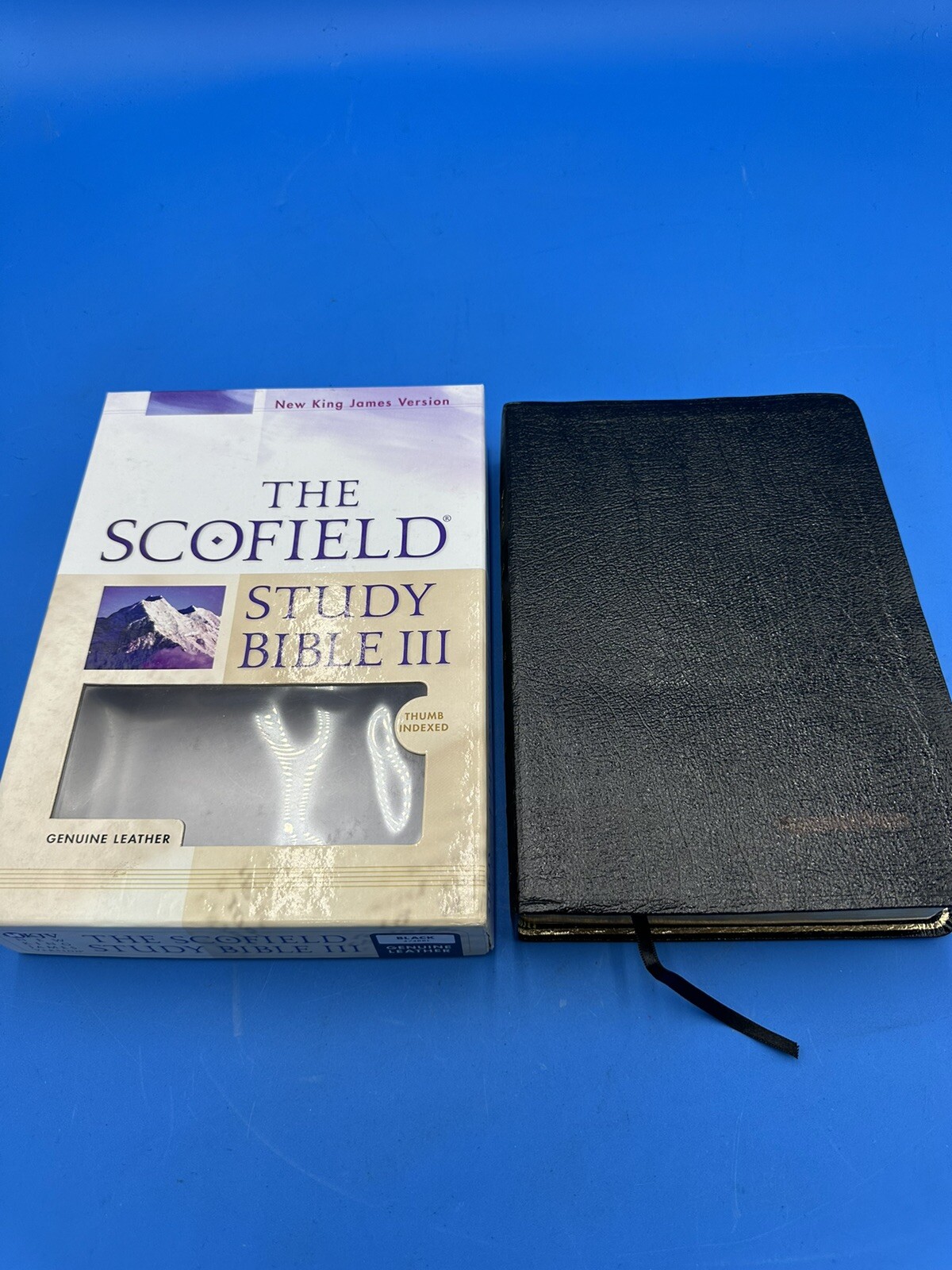 Scofield Study Bible III-NKJV (Leather / Fine Binding)