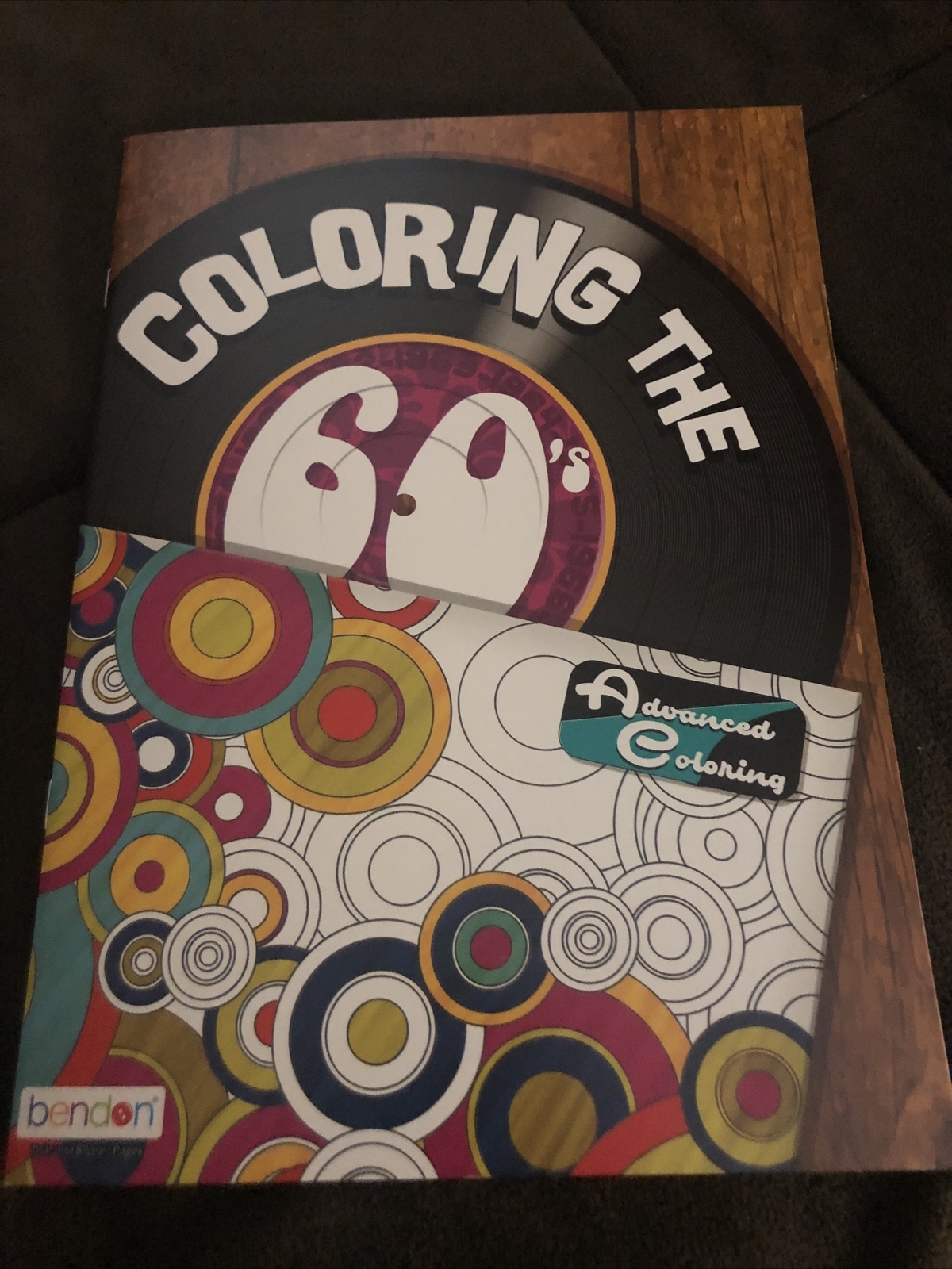 COLORING THE ’60S (ADVANCED COLORING ) 16 PAGES BY BENDON – BRAND NEW