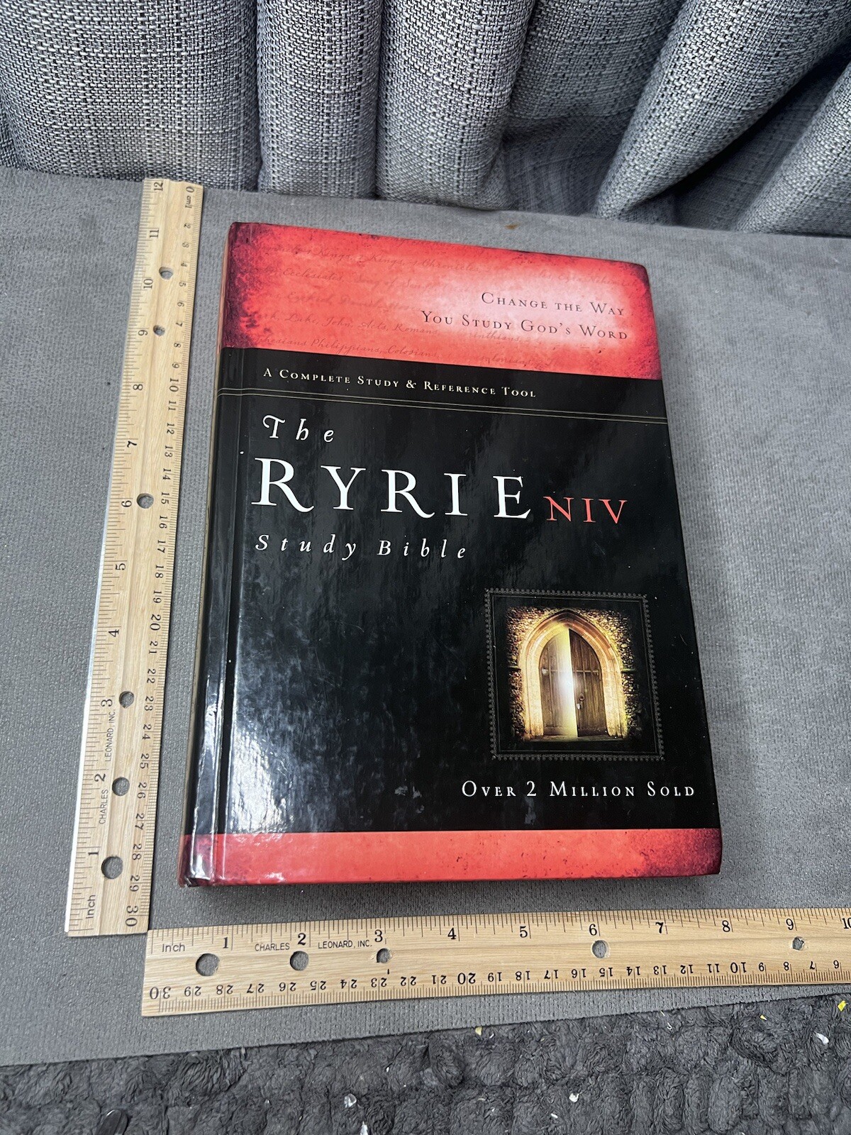 Ryrie Study Bible NIV Hardback Red Letter 1984 Retired Print Indexed