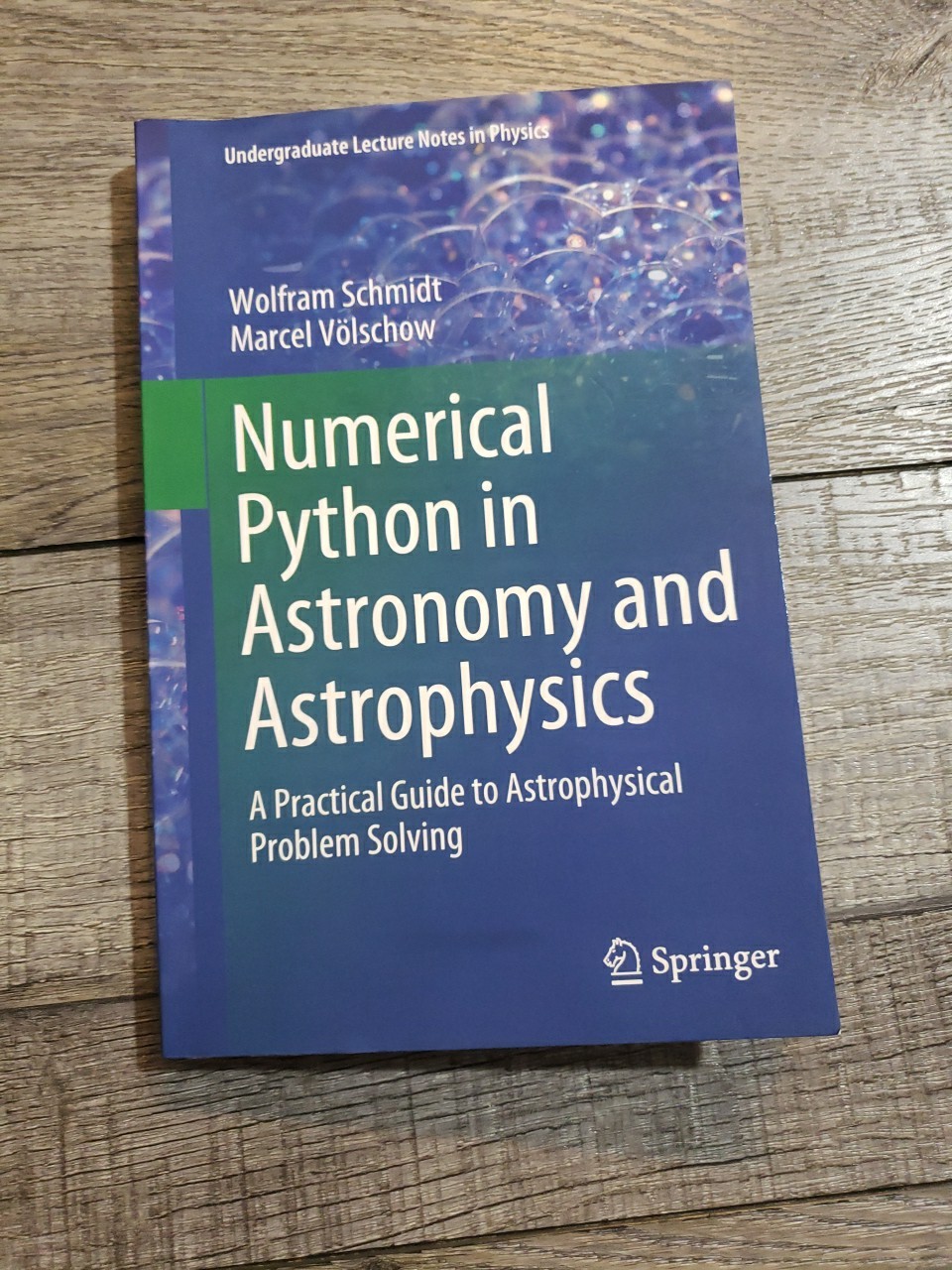 Numerical Python in Astronomy and Astrophysics: A Practical Guide to Astrophy…