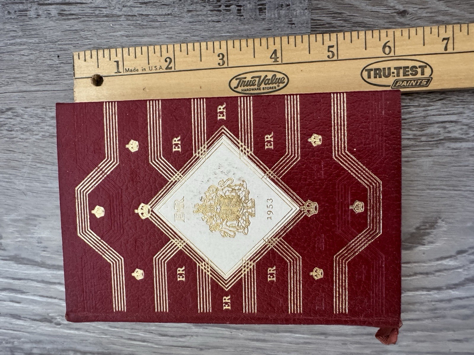 The Oxford Miniature Coronation Bible E-R 1953 Ruby Red Gilt
