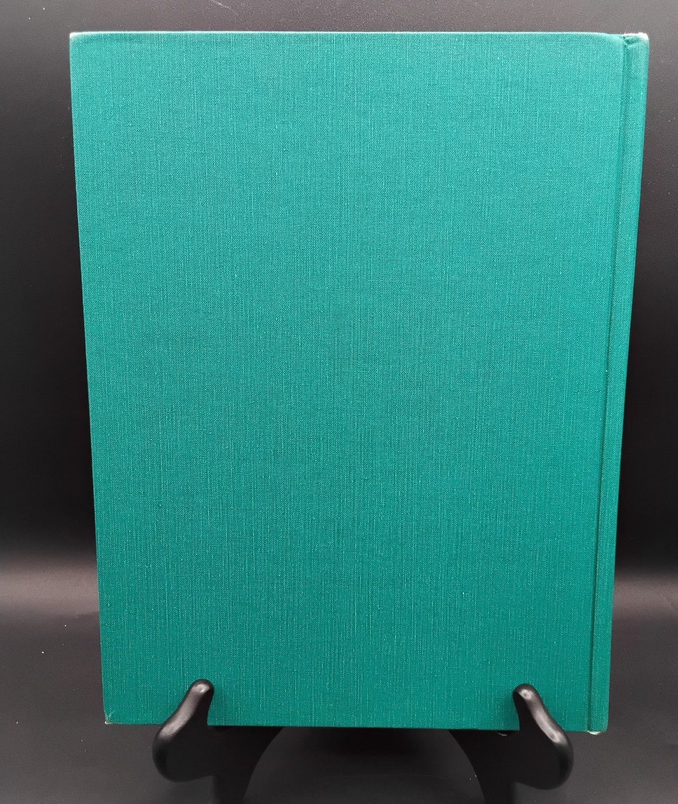 MASTERS OF DECORATIVE BIRD CARVING By Anne Small – Hardcover 1981