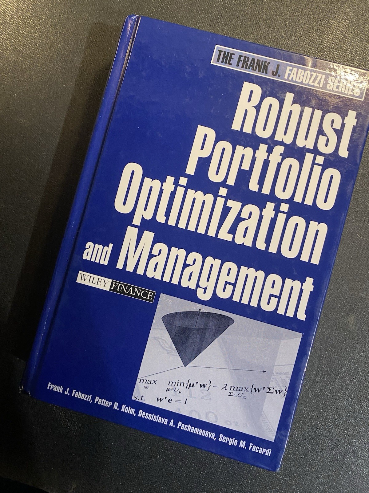 Robust Portfolio Optimization and Management Frank Fabozzi 2007