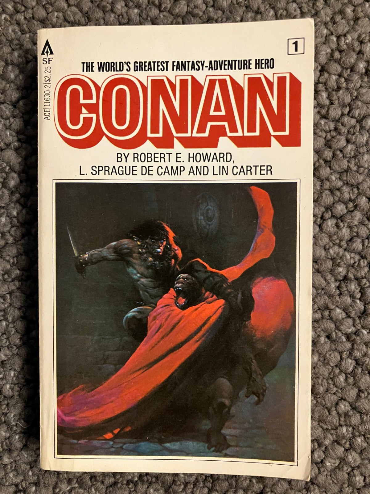 Conan #1 Robert E Howard 1967 / Frank Frazetta Cover Sword Fantasy