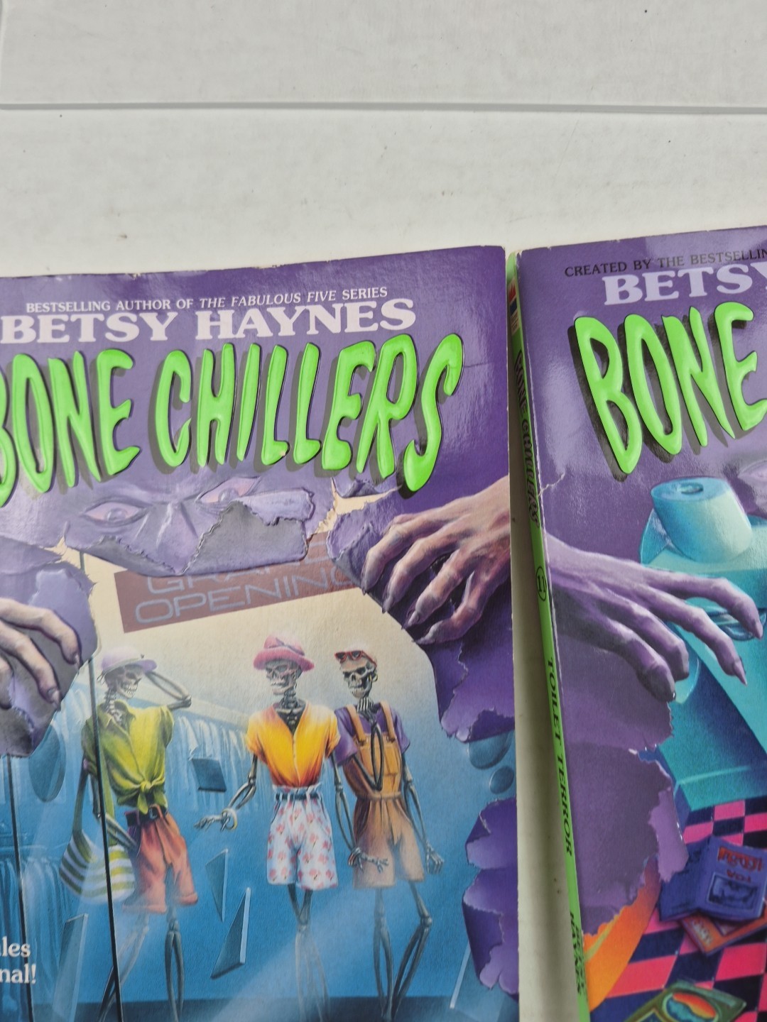 Bone Chillers Lot Betsy Haynes 1990s Vintage PB Horror #1 #11 Toilet Terror