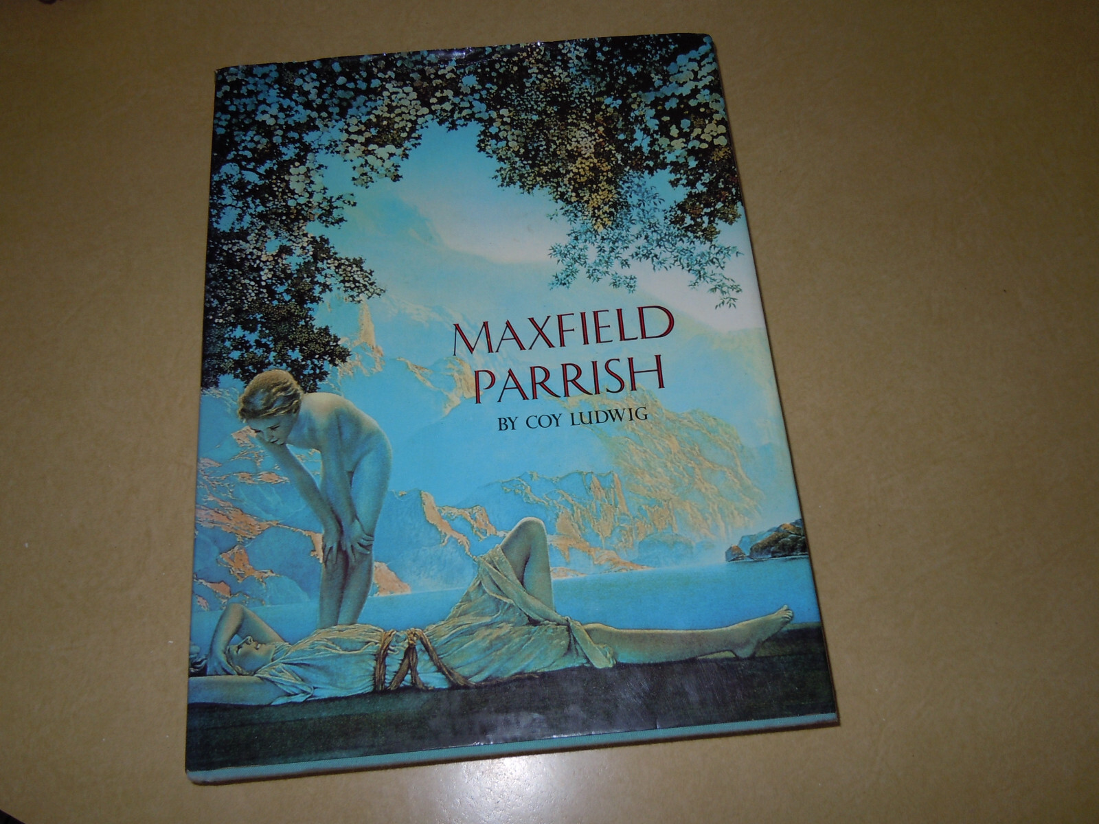 VINTAGE 1975 ” MAXFIELD PARRISH ” HARDBOUND BOOK by COY LUDWIG – 219 PAGES