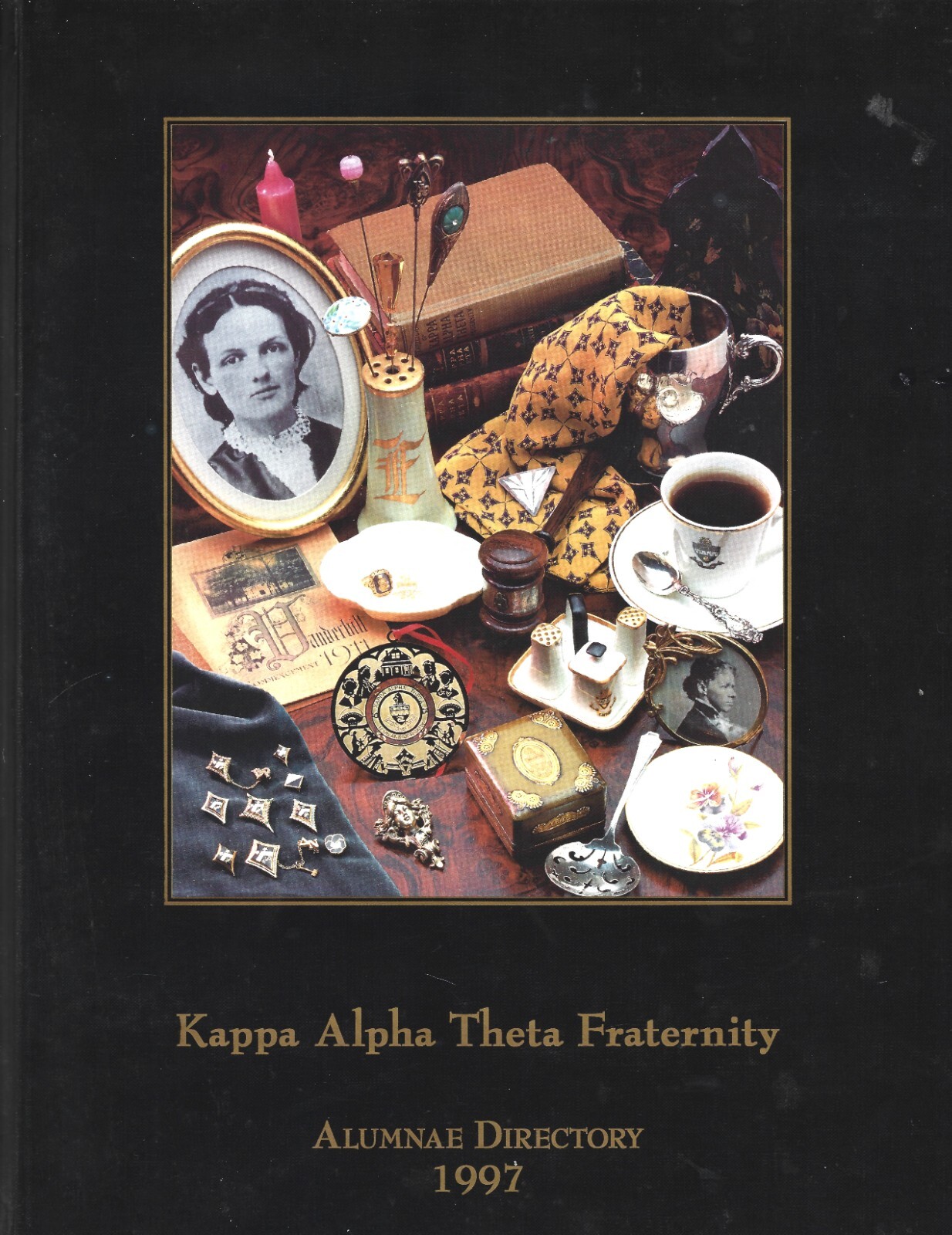 1997 Kappa Alpha Theta Fraternity Alumnae Directory HB w/out dj-1,560 pages
