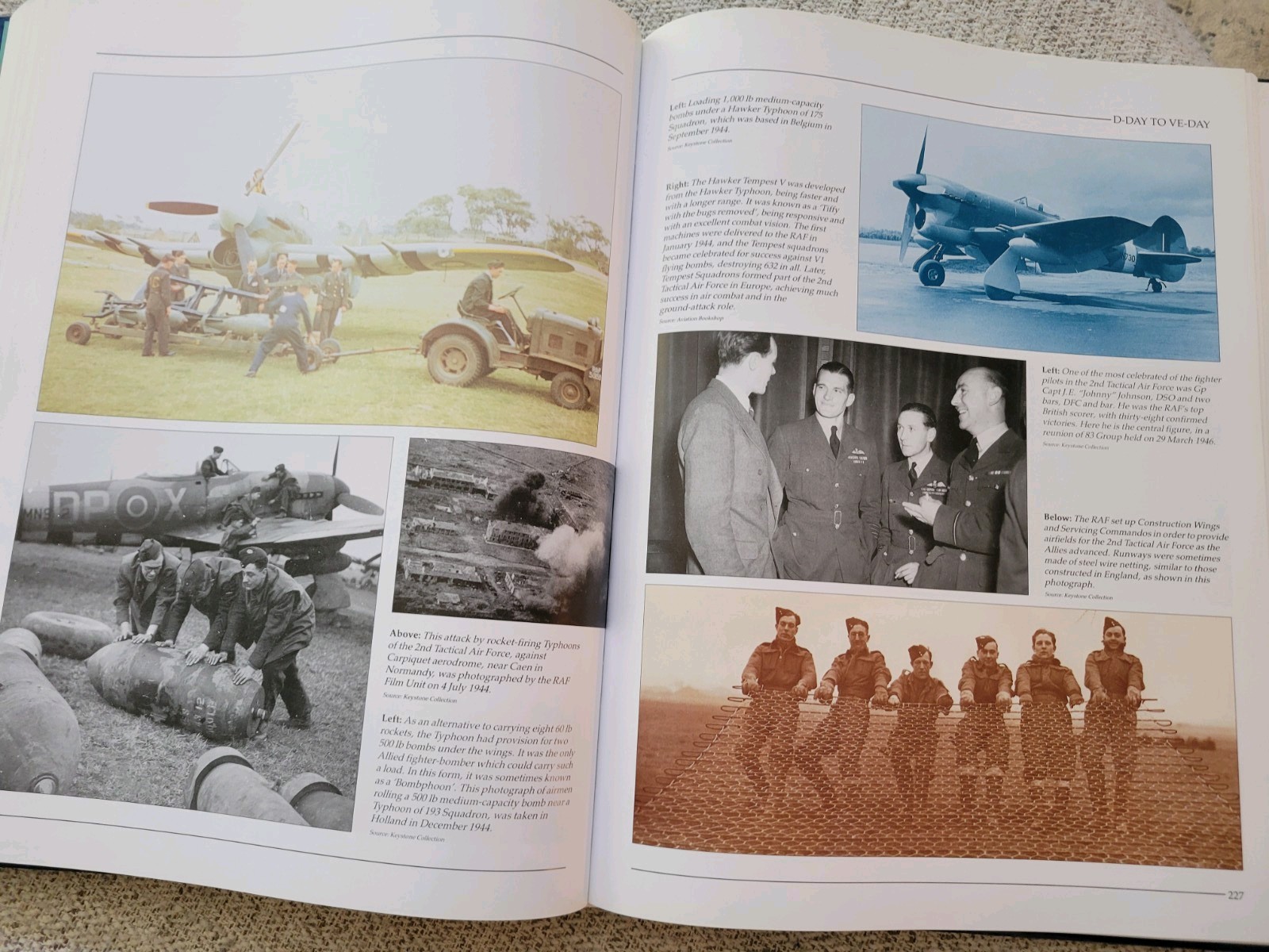 Illustrated History of the RAF by Roy Conyers Nesbit (2001, Hardcover)