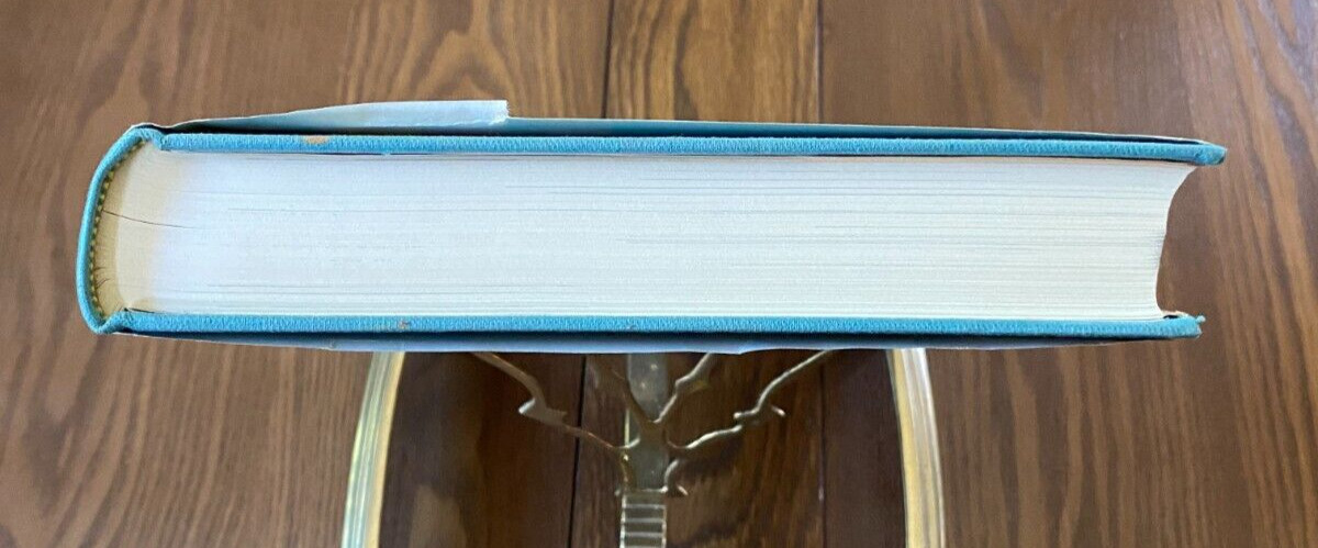 The Praeger Picture Encyclopedia of Art 1958 Hardcover w/Dust Jacket