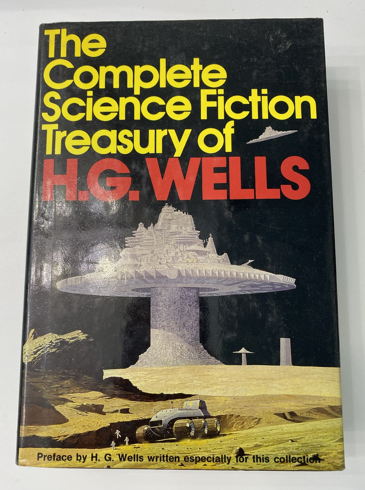 The Complete Science Fiction Treasury Of HG Wells (Hardcover 1978 Avenel)