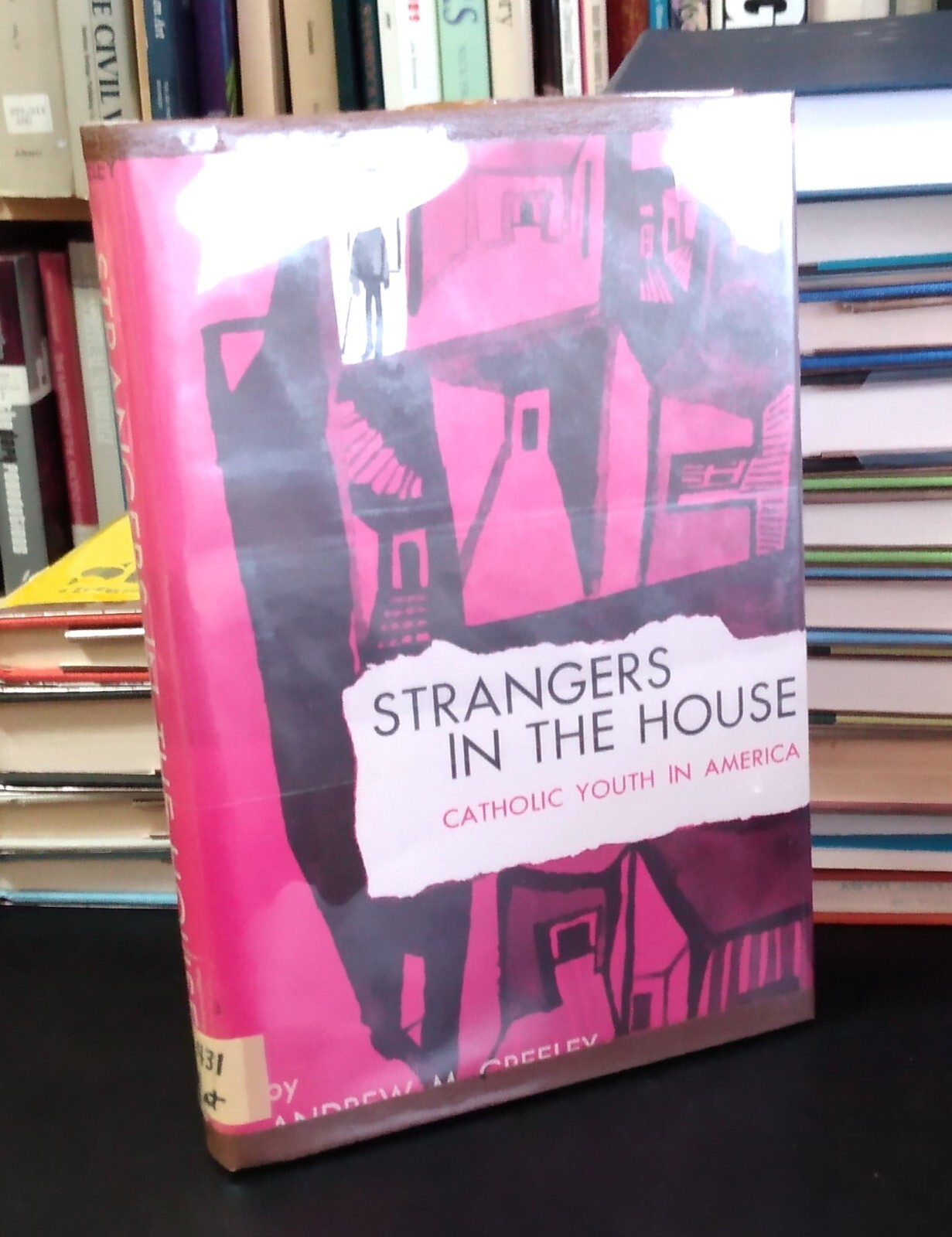 STRANGERS IN THE HOUSE – Andrew M. Greeley (hc/dj) 1961 Vintage Catholic