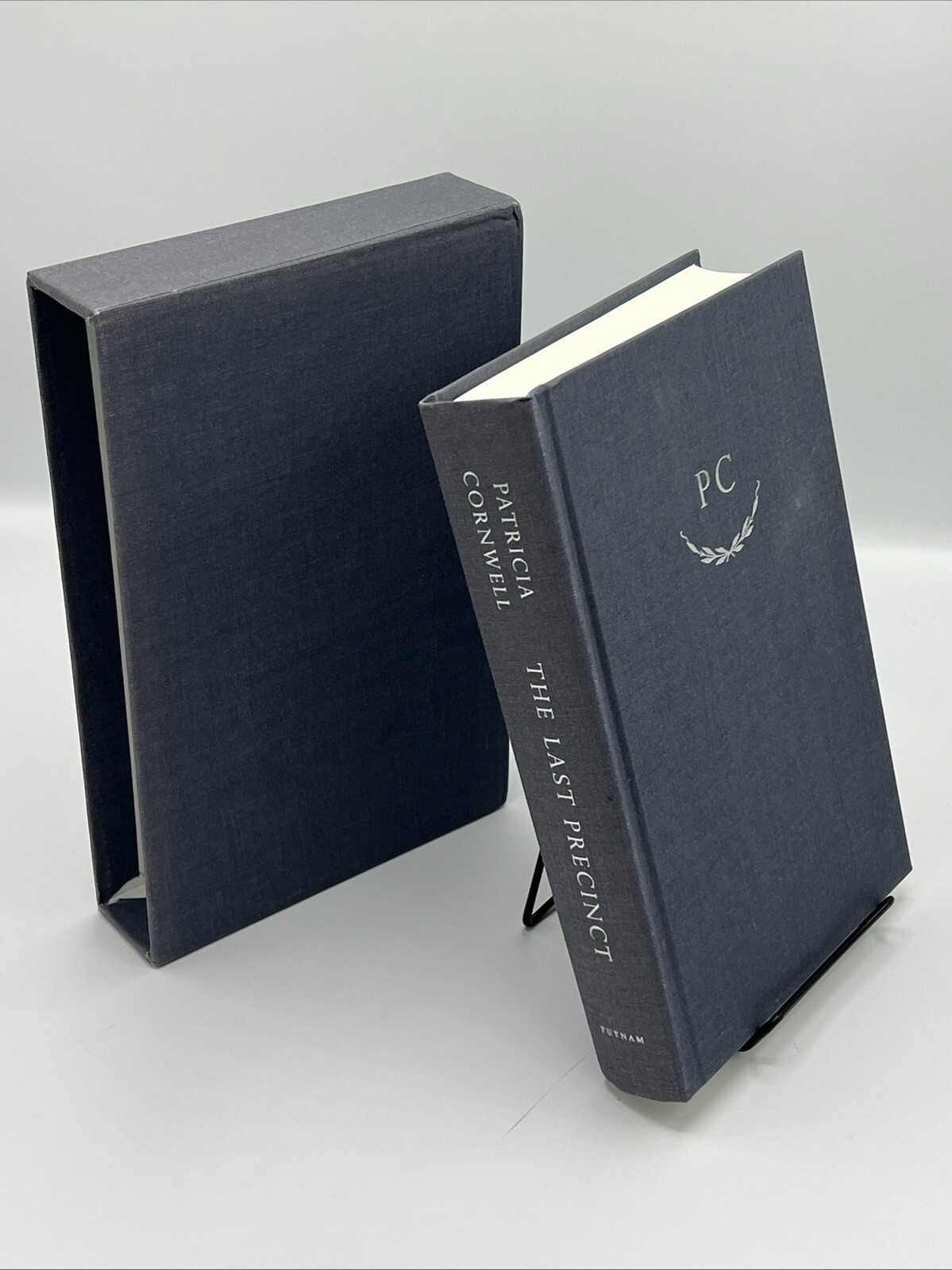 Patricia Cornwell – LAST PRECINCT 2000 Putnam, SIGNED Ltd. slipcase