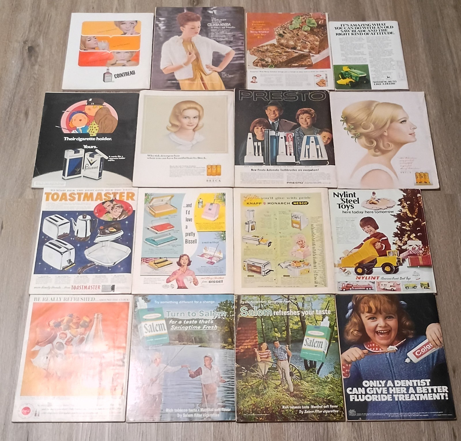 Lot 16 VTG 50’s 60’s 70’s McCall’s, Better Homes & Gardens Magazines Christmas