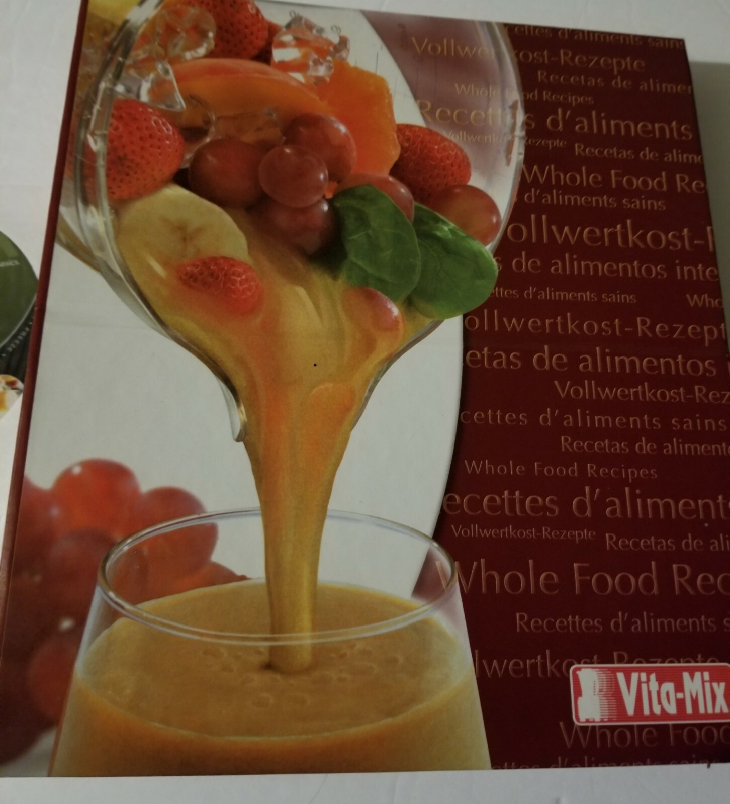 VITA MIX RECIPE BOOK WITH CD.