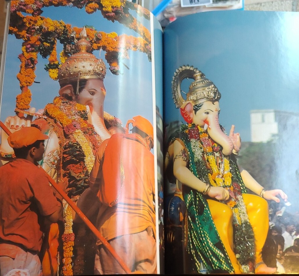 Ganesha – The God Of India, Sunil Vaidyanathan, Bombay 2004