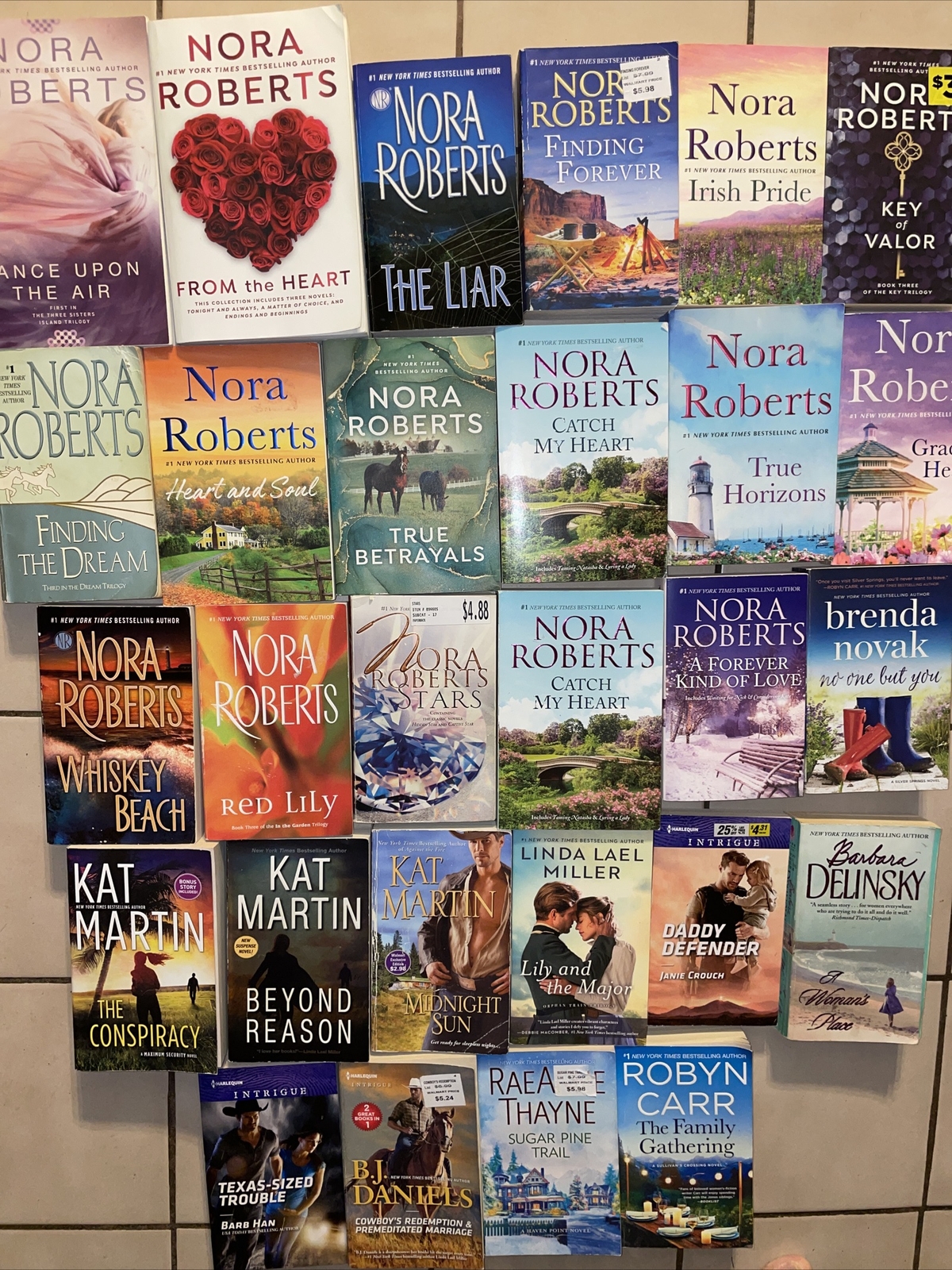 Lot of 28 Trade PB Contemporary Suspense Romance Book Best Seller Authors Mix