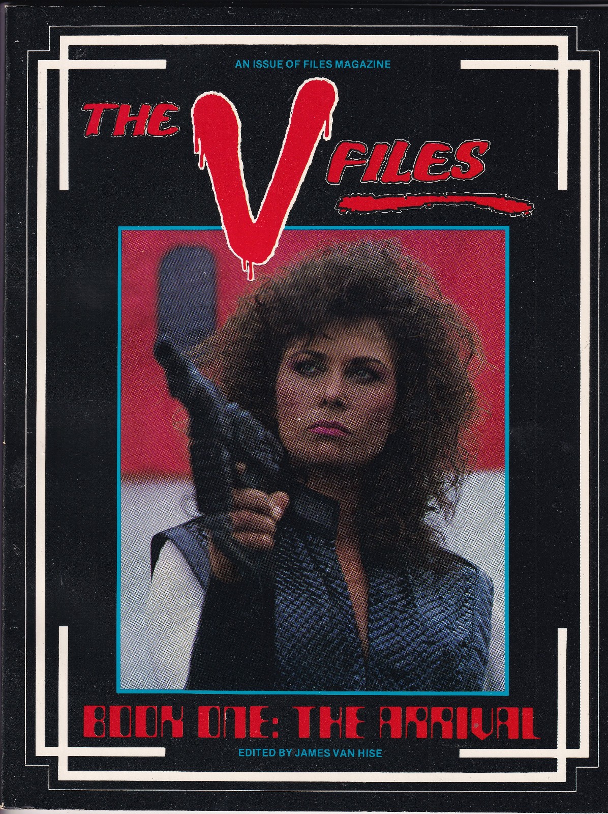 THE V FILES BOOK ONE: THE ARRIVAL (1985) 1st printing 100 pages plus typescripts