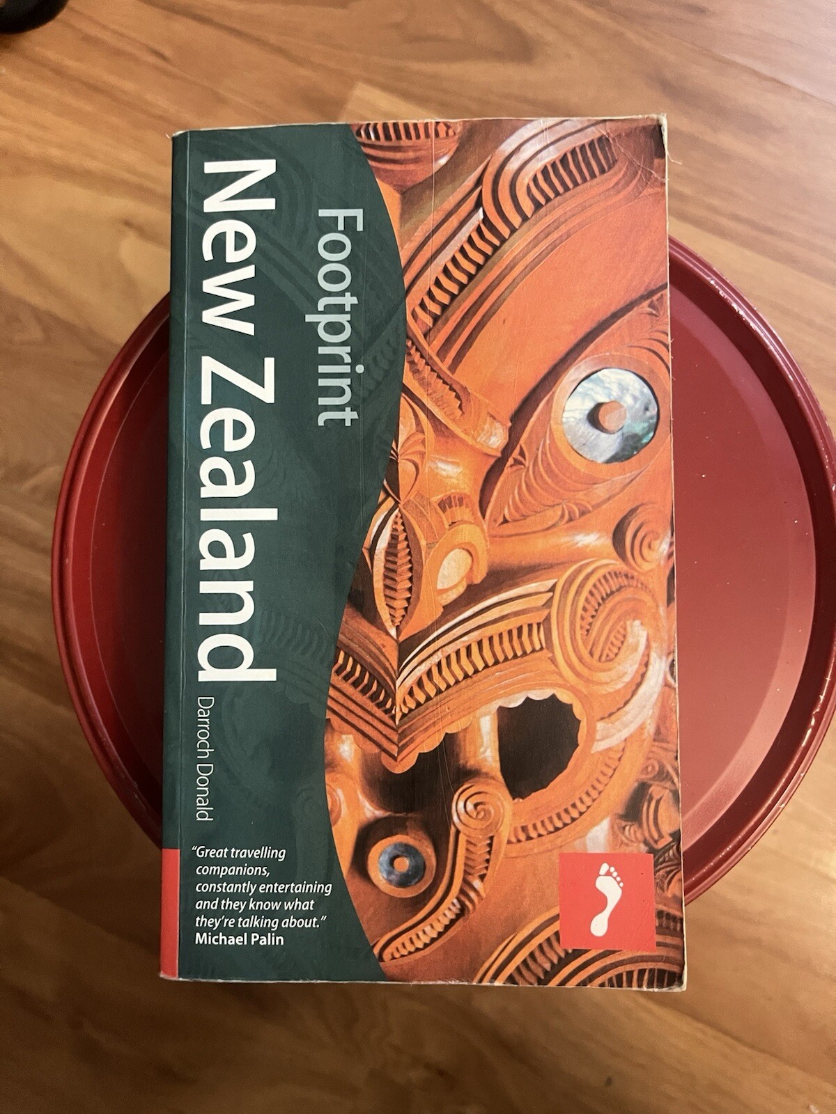 Footprint New Zealand Travel Guide 2005 Highlights Maori Culture 736 Pages MAPS