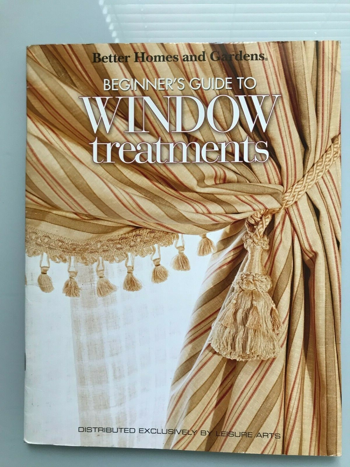 Better Homes and Gardens Beginner’s Guide to Window Treatments