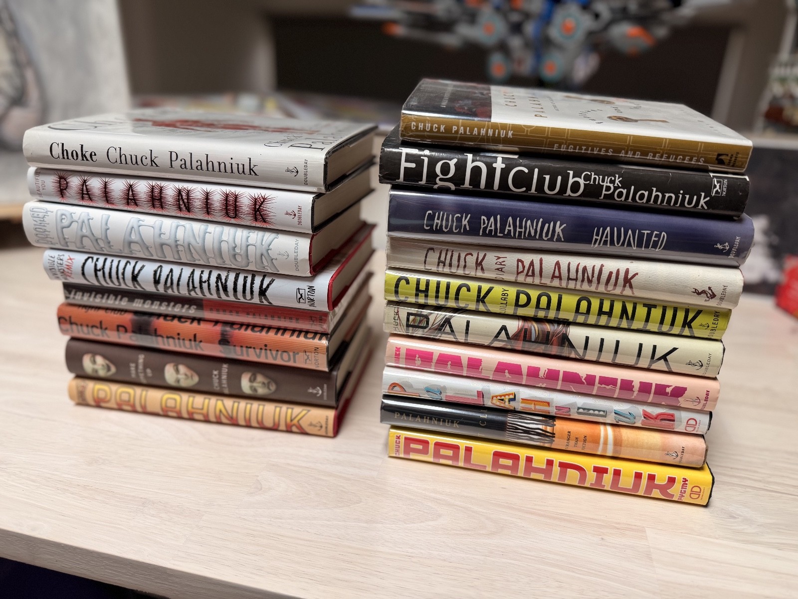 18 Rare Chuck Palahniuk First Edition Books, Fight Club, Choke, Survivor & MORE