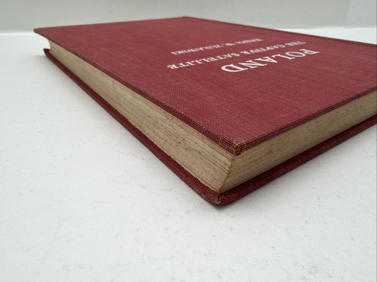 POLAND THE CAPTIVE SATELLITE, BY JOSEPH W ZURAWSKI First Edition 1962