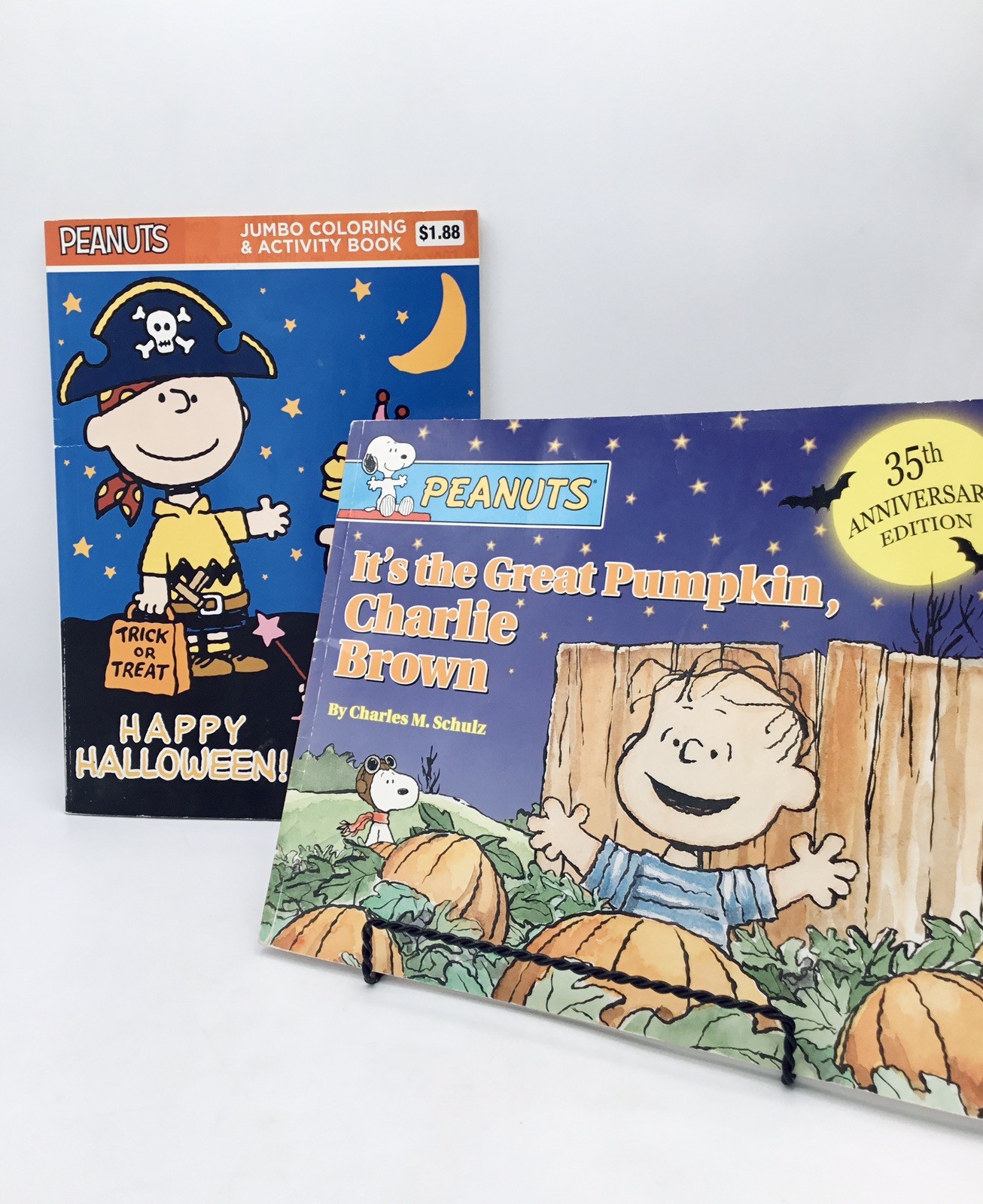 Charlie Brown Peanuts Halloween Book Lot Great Pumpkin & New Coloring Book