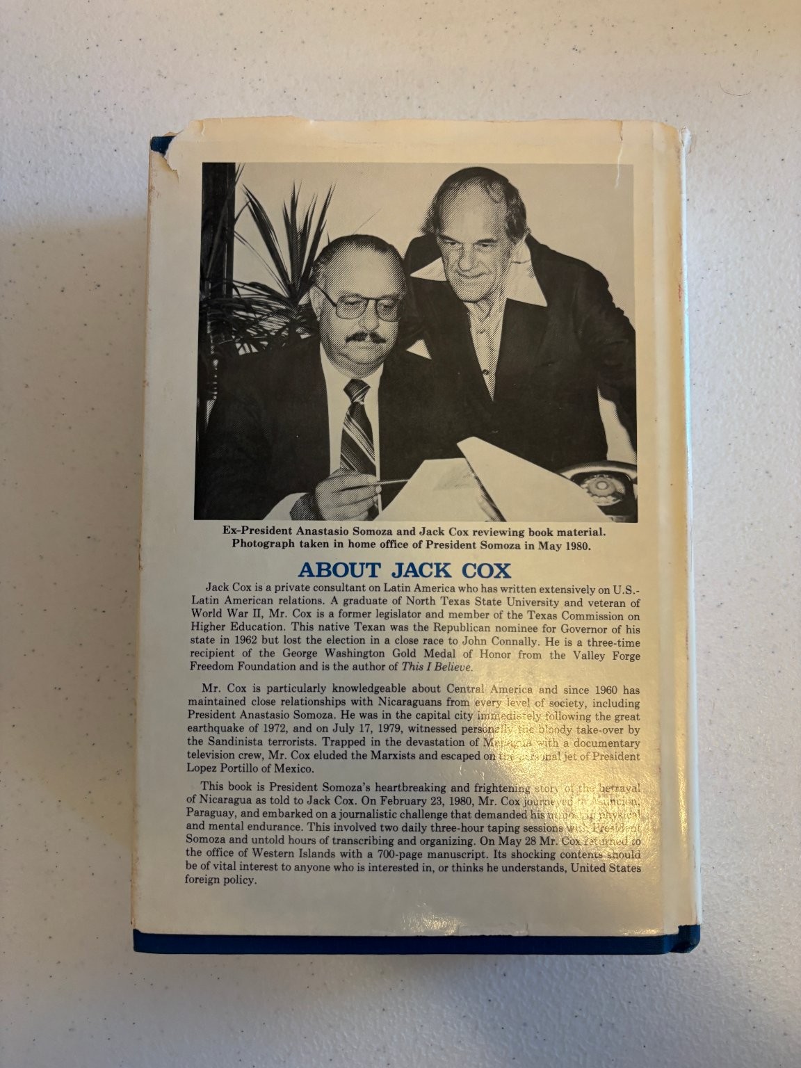 Nicaragua Betrayed Somoza Cox 1980 Western Islands Political History HC