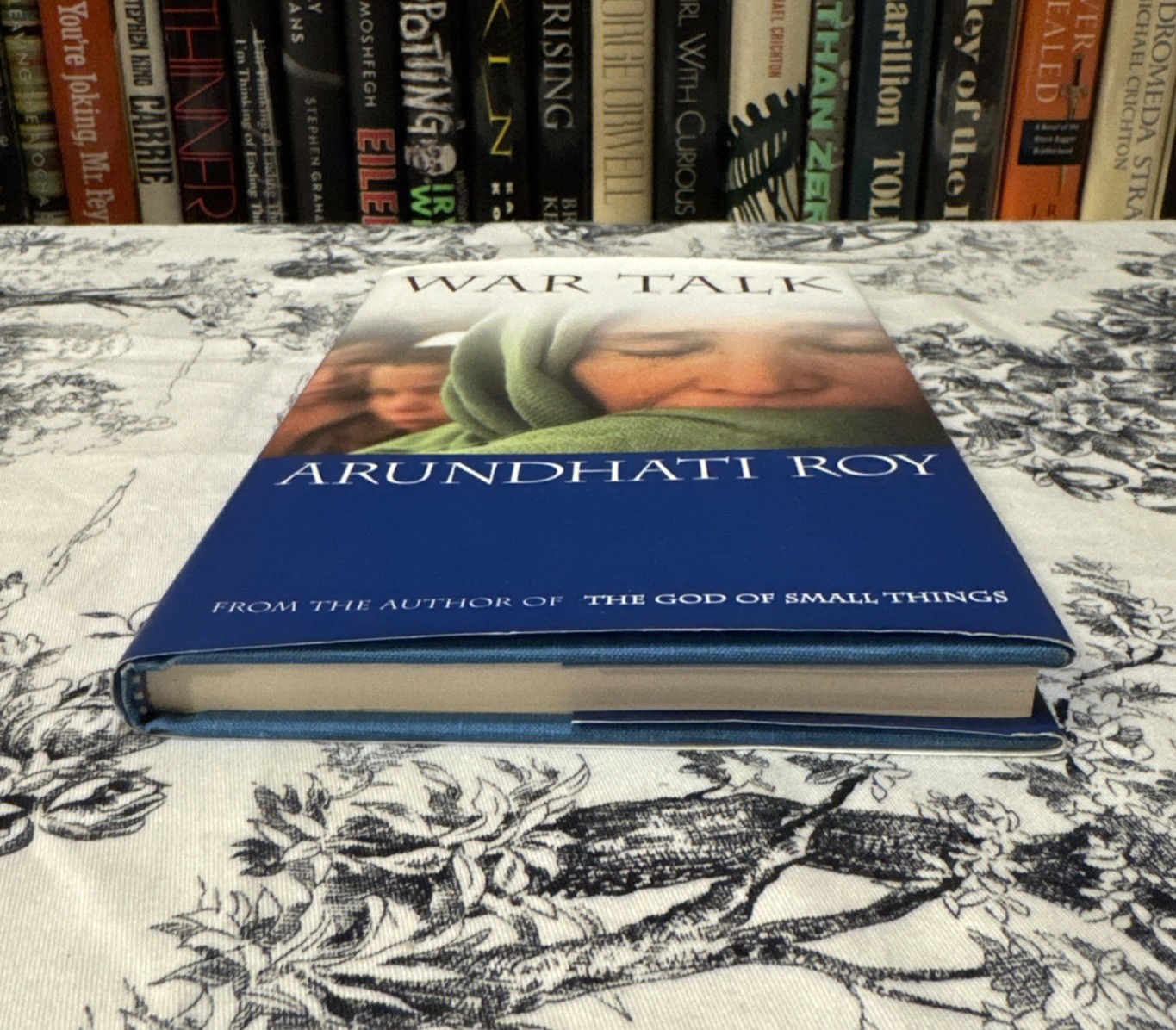 SIGNED! War Talk – Arundhati Roy (2003, Hardcover) First Edition/Print, VG