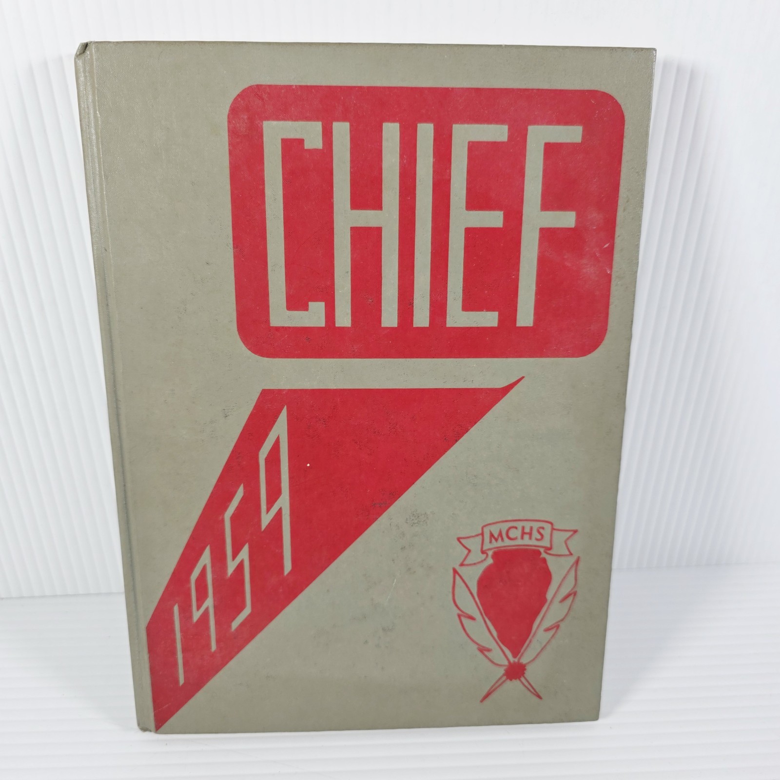 1959 MONTROSE HIGH SCHOOL YEARBOOK MONTROSE COLORADO CHIEF – Hard Cover