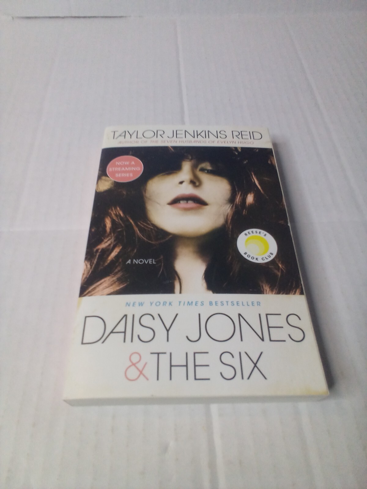 Daisy Jones & The Six Taylor Jenkins Reid Paperback Novel