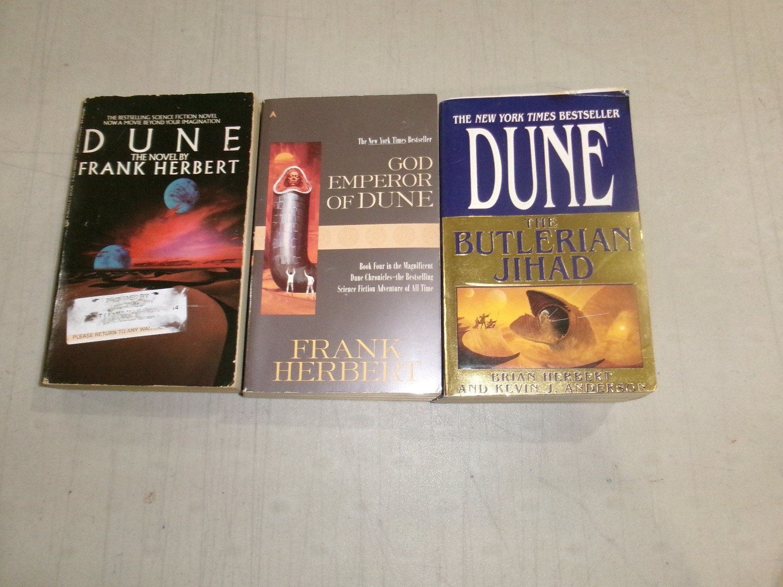 Dune Series by Frank Herbert (5 From Series-Titles Below) Lot 8196