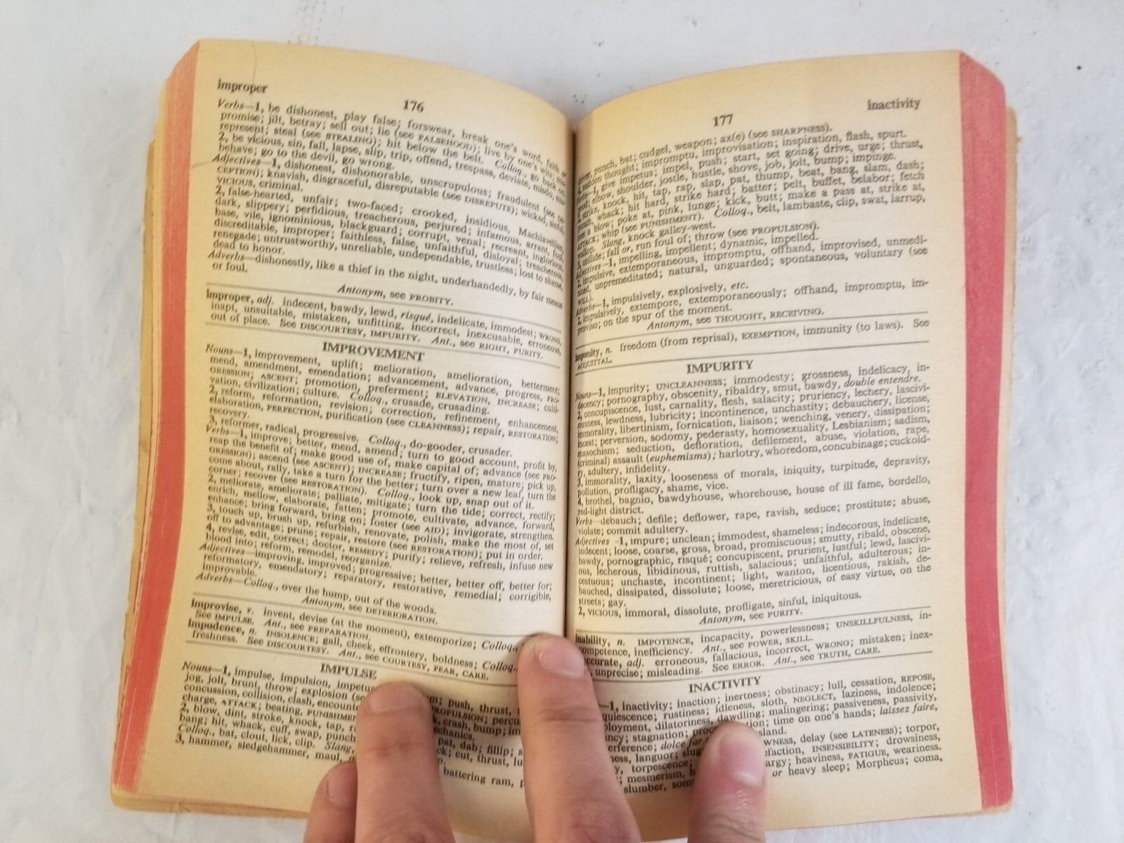 1964 ROGET’S COLLEGE THESAURUS Paperback Book by ALBERT H. MOREHEAD