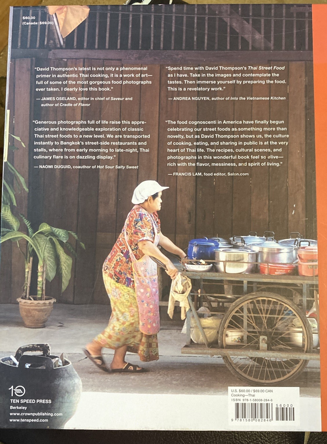Thai Street Food : Authentic Recipes By David Thompson 2009 FIRST US ED LIKE NEW