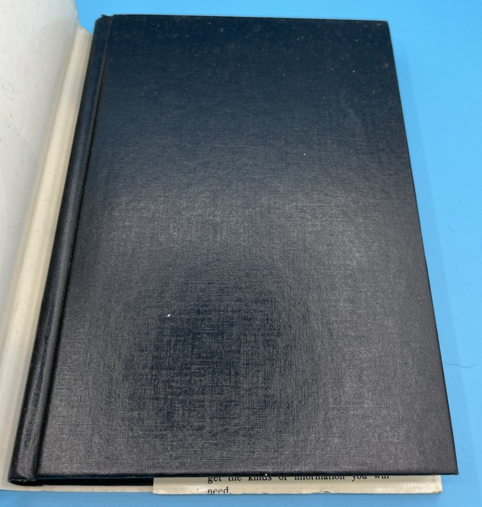 SIGNED Graze Observer’s Handbook Harold Povenmire Moon Stars Hardcover Astronomy