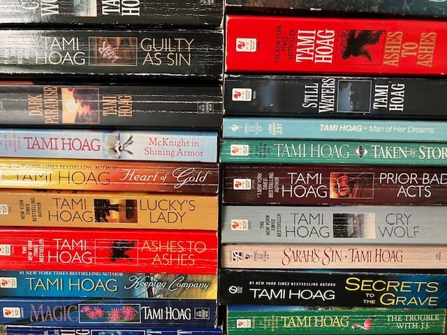 Lot of 10 Tami Hoag Paperbacks Random Mix of Books