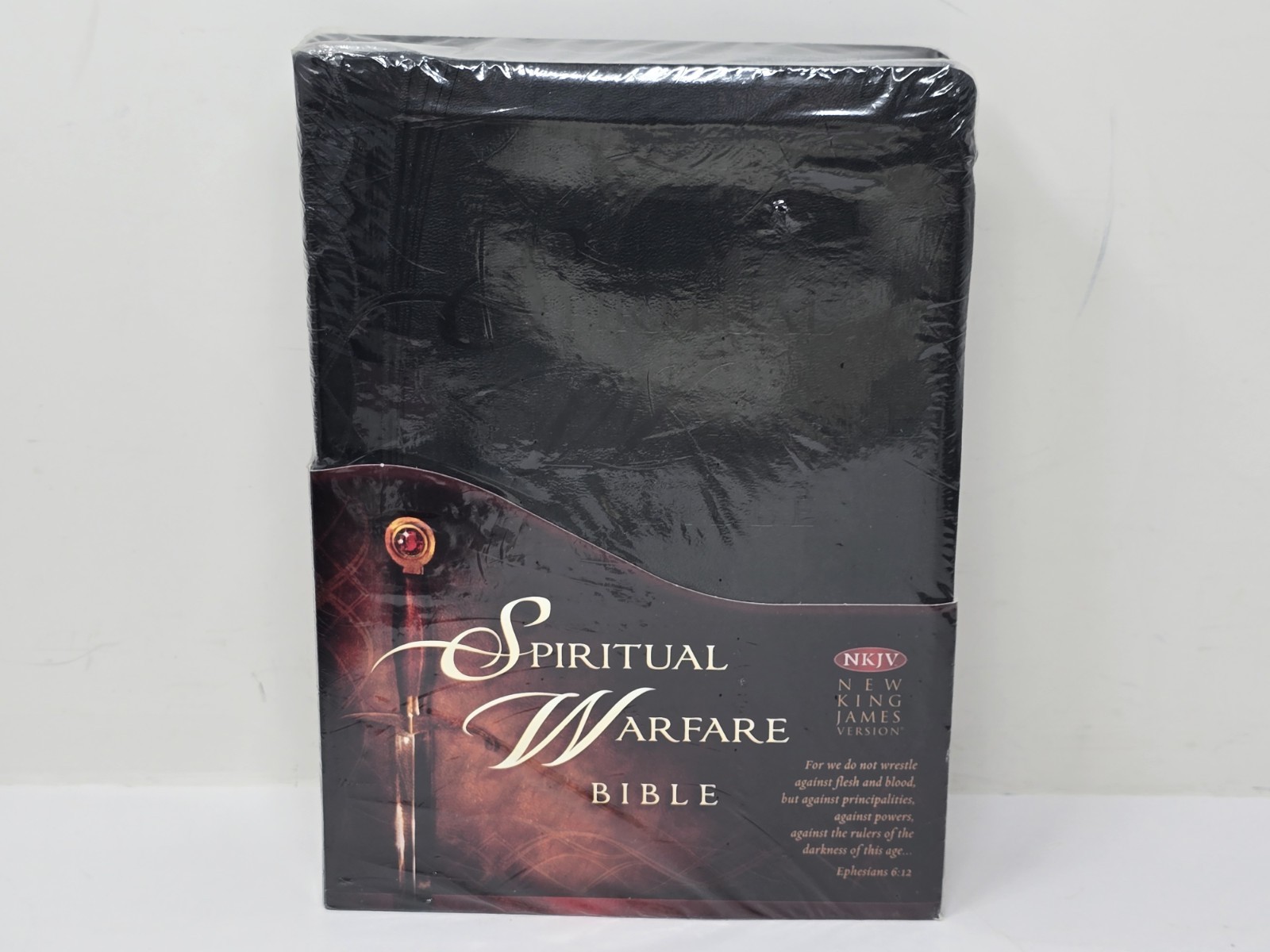 Spiritual Warfare Bible: New King James Version (Black), Charisma House – New