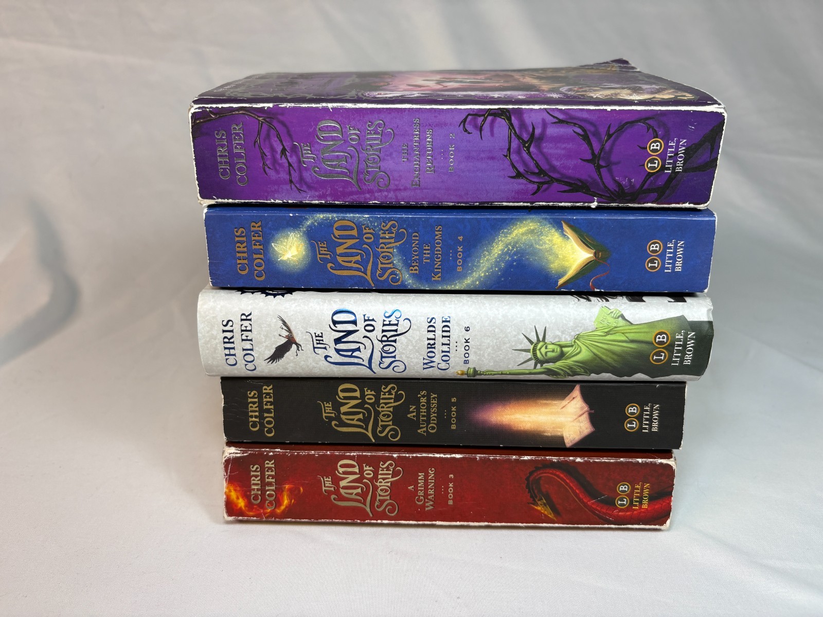 Mixed Lot Of 5 Land Of Stories Chris Colfer Soft & Hardcover Books 2 3 4 5 6