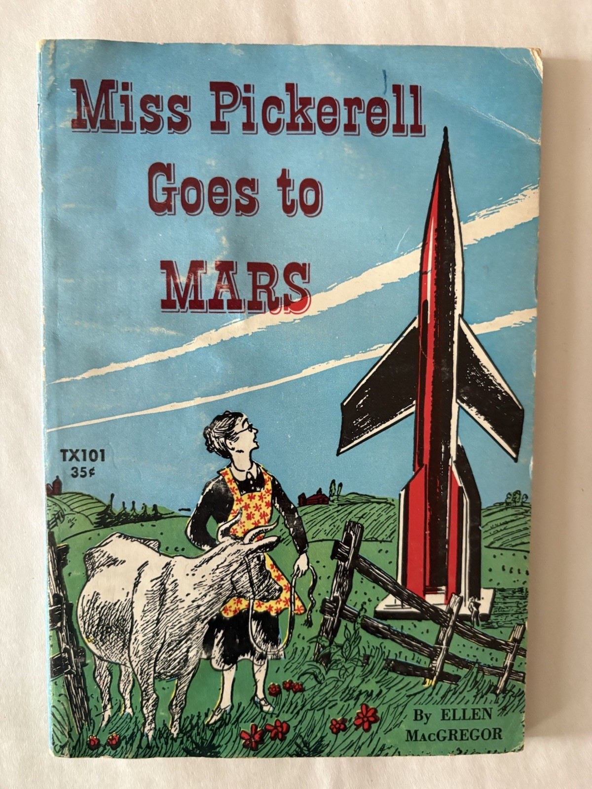 MISS PICKERELL GOES TO MARS-Ellen MacGregor-Scholastic Paperback-1965