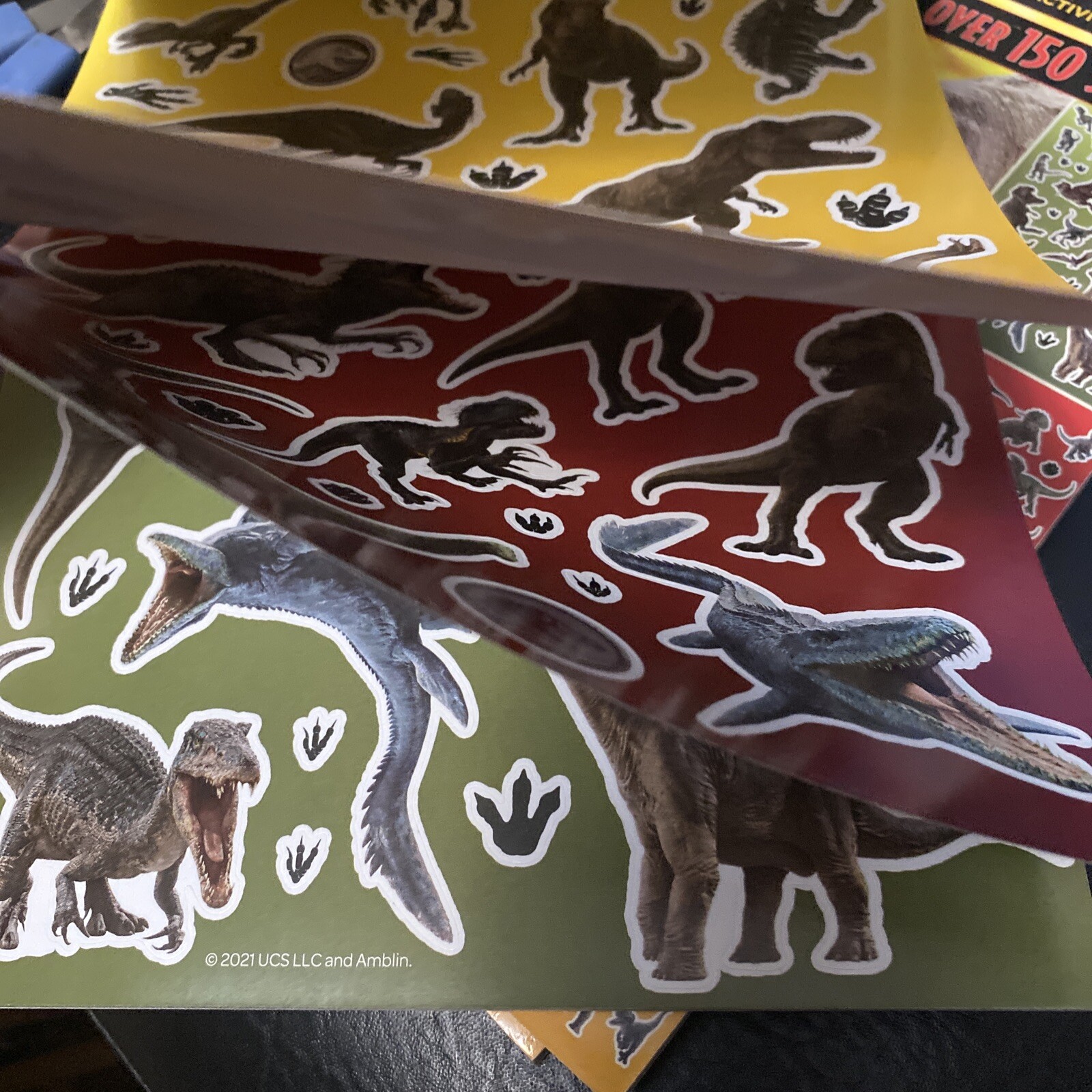 JURASSIC 11×8 Jurassic World Create A Scene Sticker Activity Pad To Color
