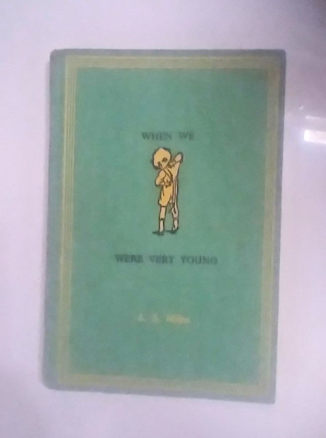 A.A. MILNE WHEN WE WERE VERY YOUNG 1961 E.P. DUTTON 8VO HC REPRINT EDITION VG+