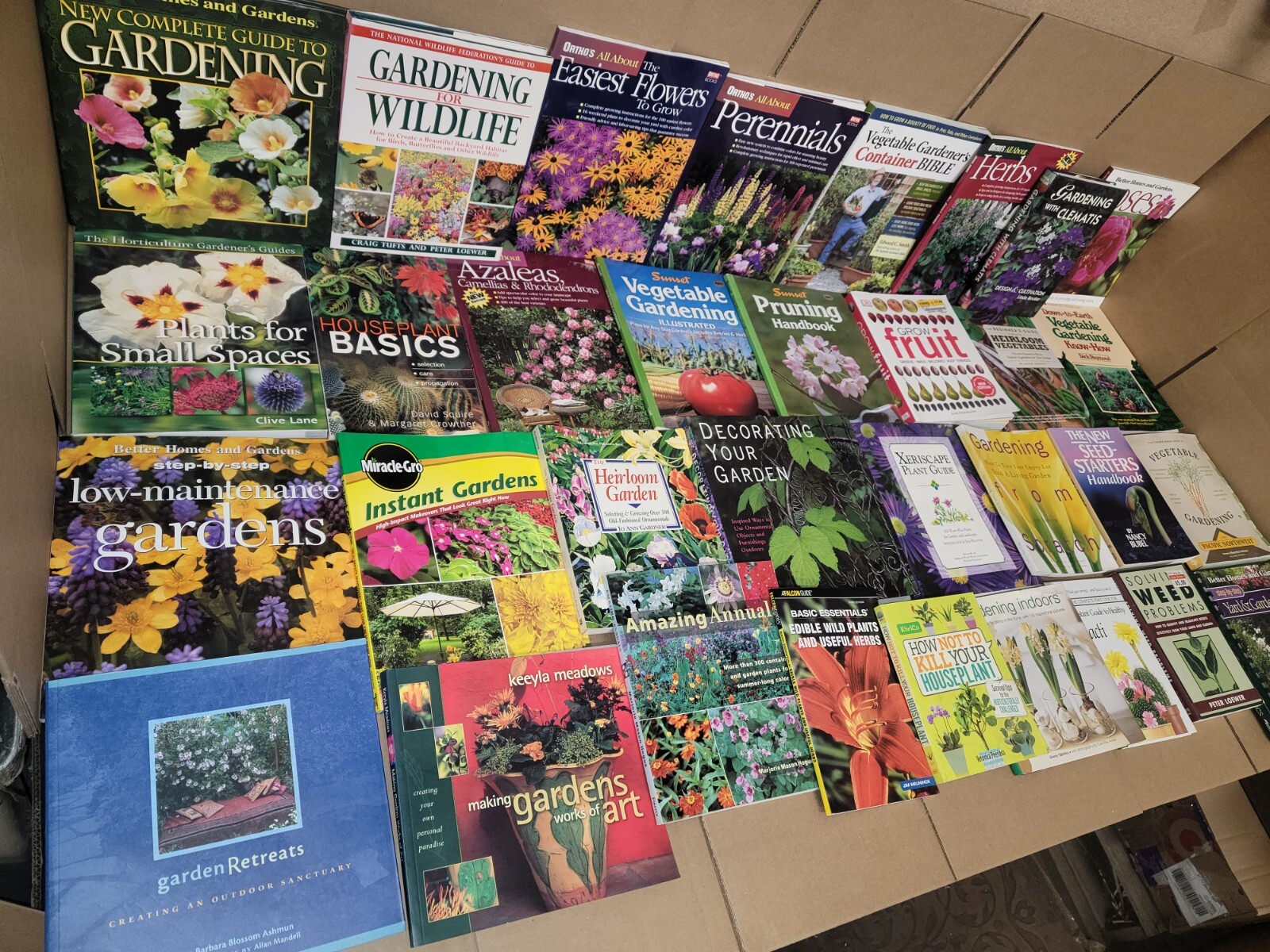 Lot of 20 Gardening Landscape Growing Trees Plant Fruit Flower Books RANDOM*MIX
