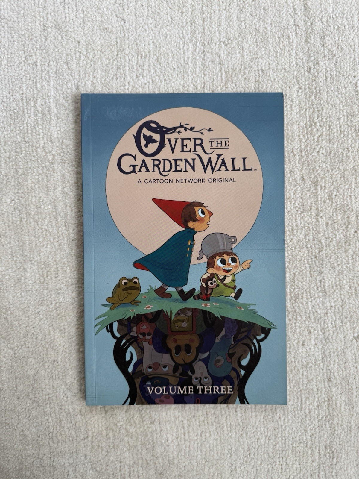 Over the Garden Wall Vol. 3 by (Trade Paperback 2018) Ex-Library