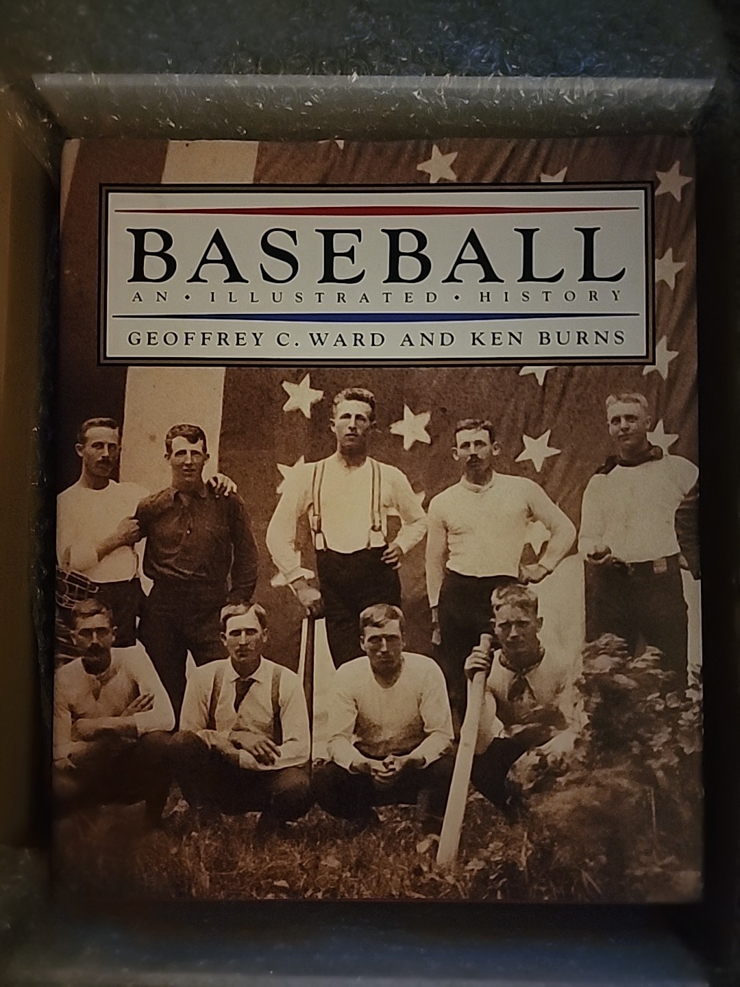 Baseball : An Illustrated History by Ken Burns and Geoffrey C. Ward (1994,…