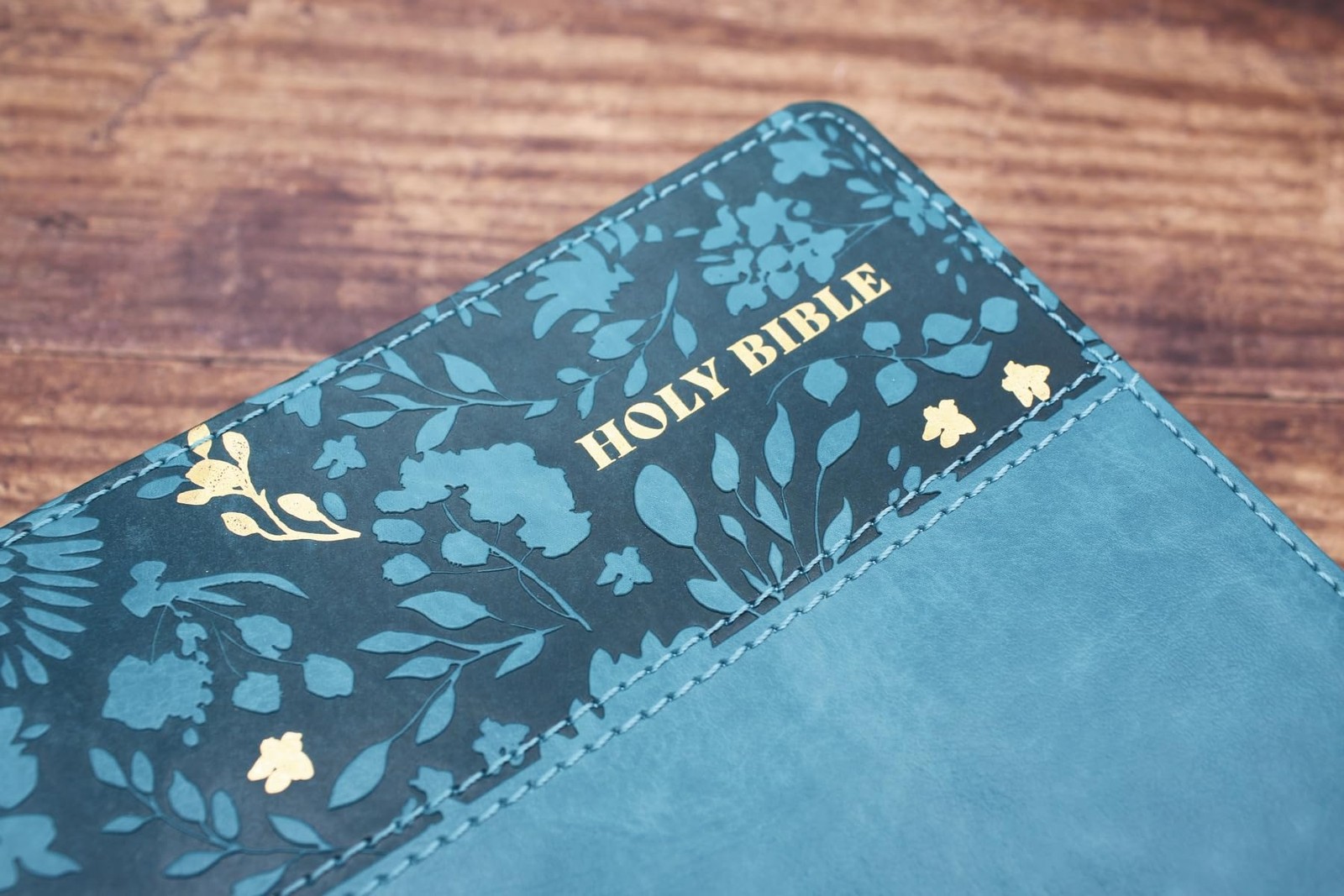 NASB Personal Size Bible Large Print Leathersoft Teal Red Letter 1995
