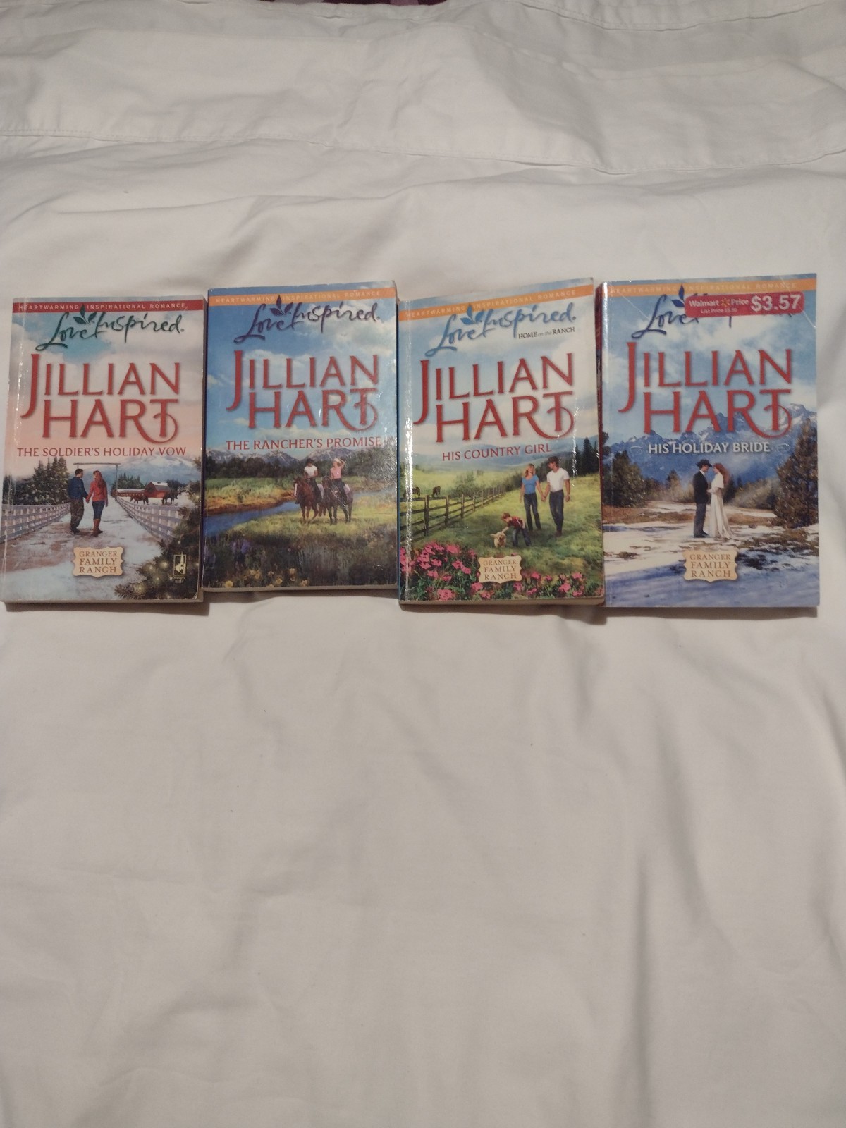 The Soldier’s Holiday Vow; Granger Family, Jillian Hart, paperback