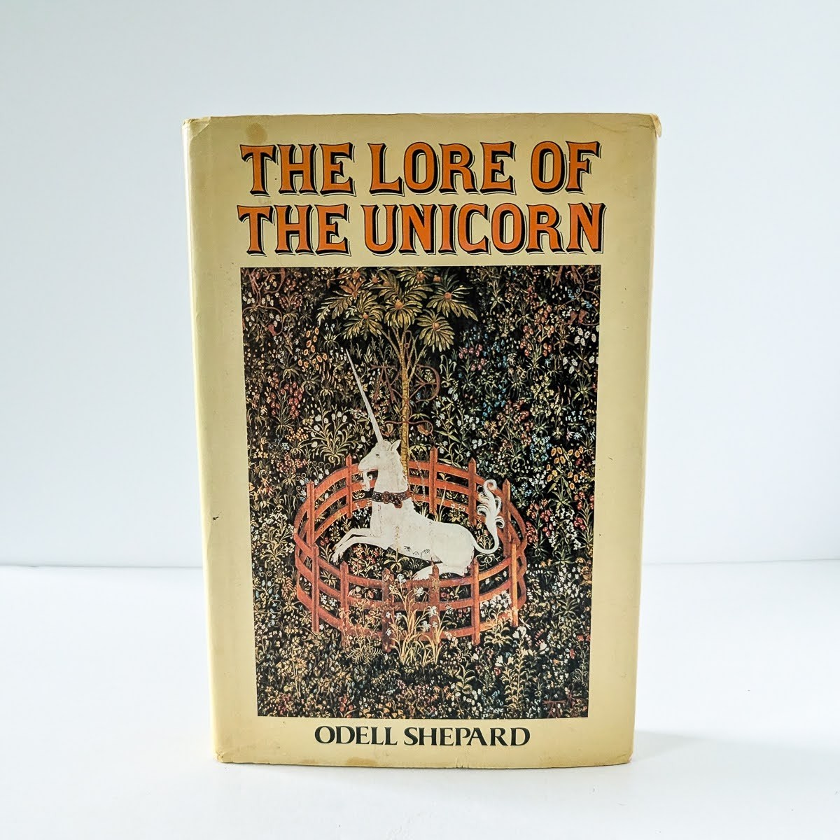 THE LORE OF THE UNICORN Odell Shepard – 1982 Avenel Books Vintage HCDJ