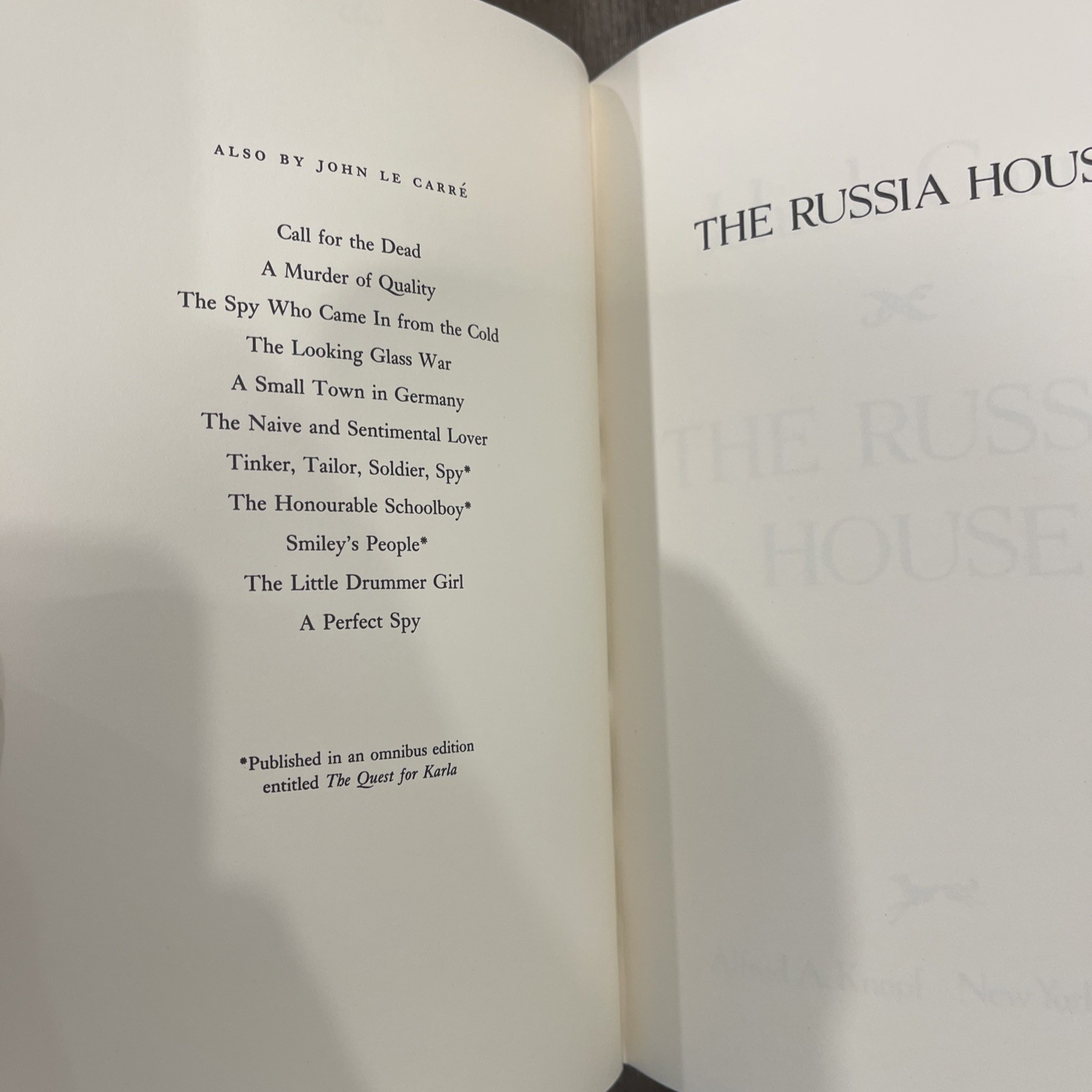 Russia House by John Le Carré and David Cornwell (1989, Hardcover)
