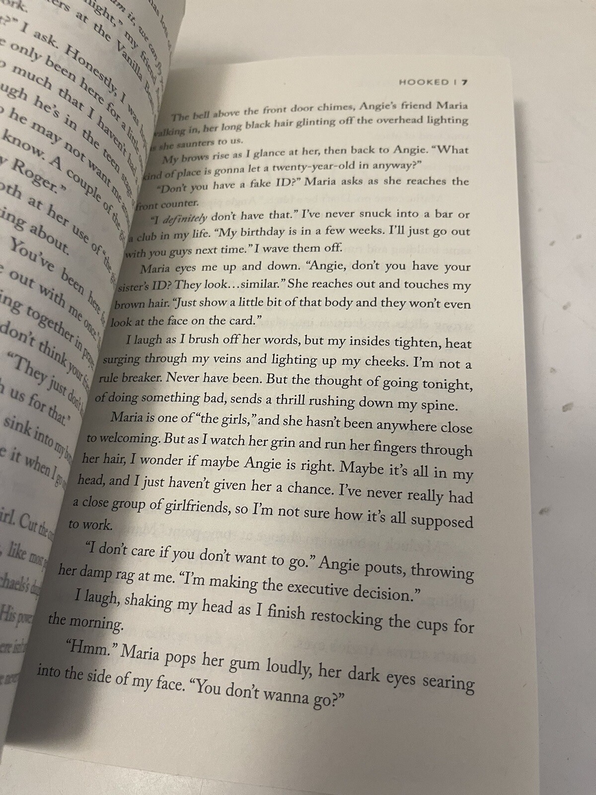 Never After Ser.: Hooked by Emily McIntire (2021, Trade Paperback)